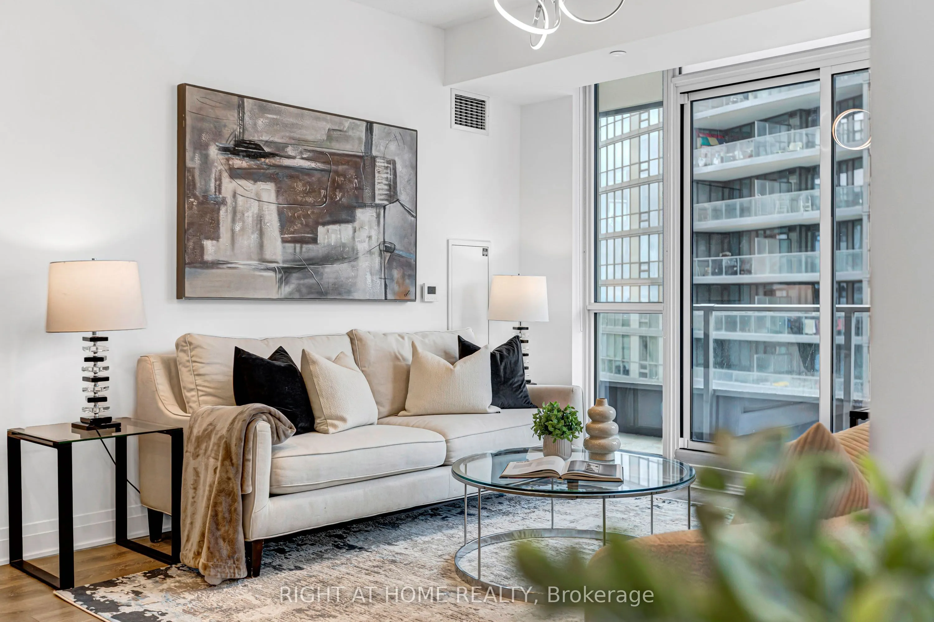 38 Forest Manor Road #405