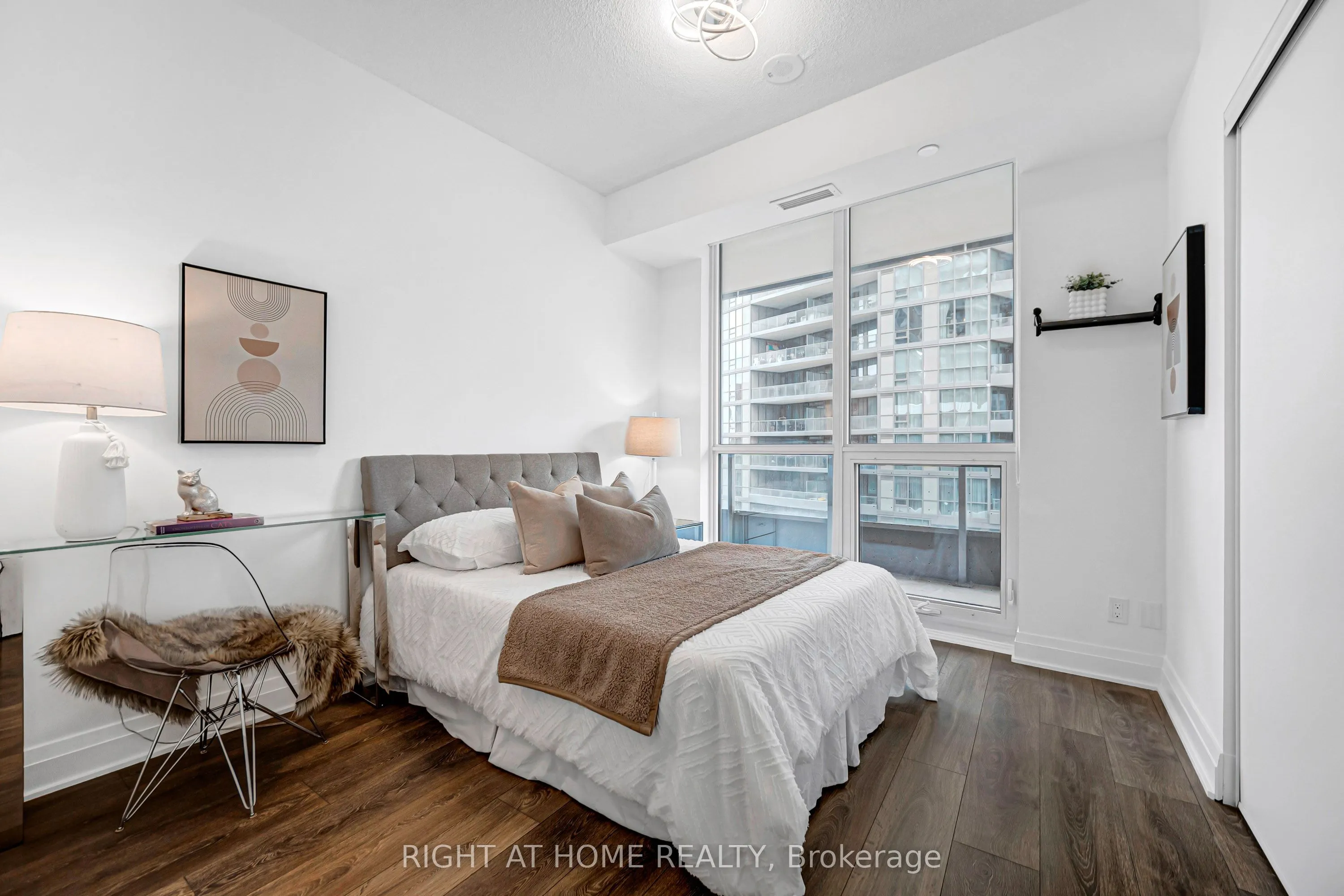 38 Forest Manor Road #405