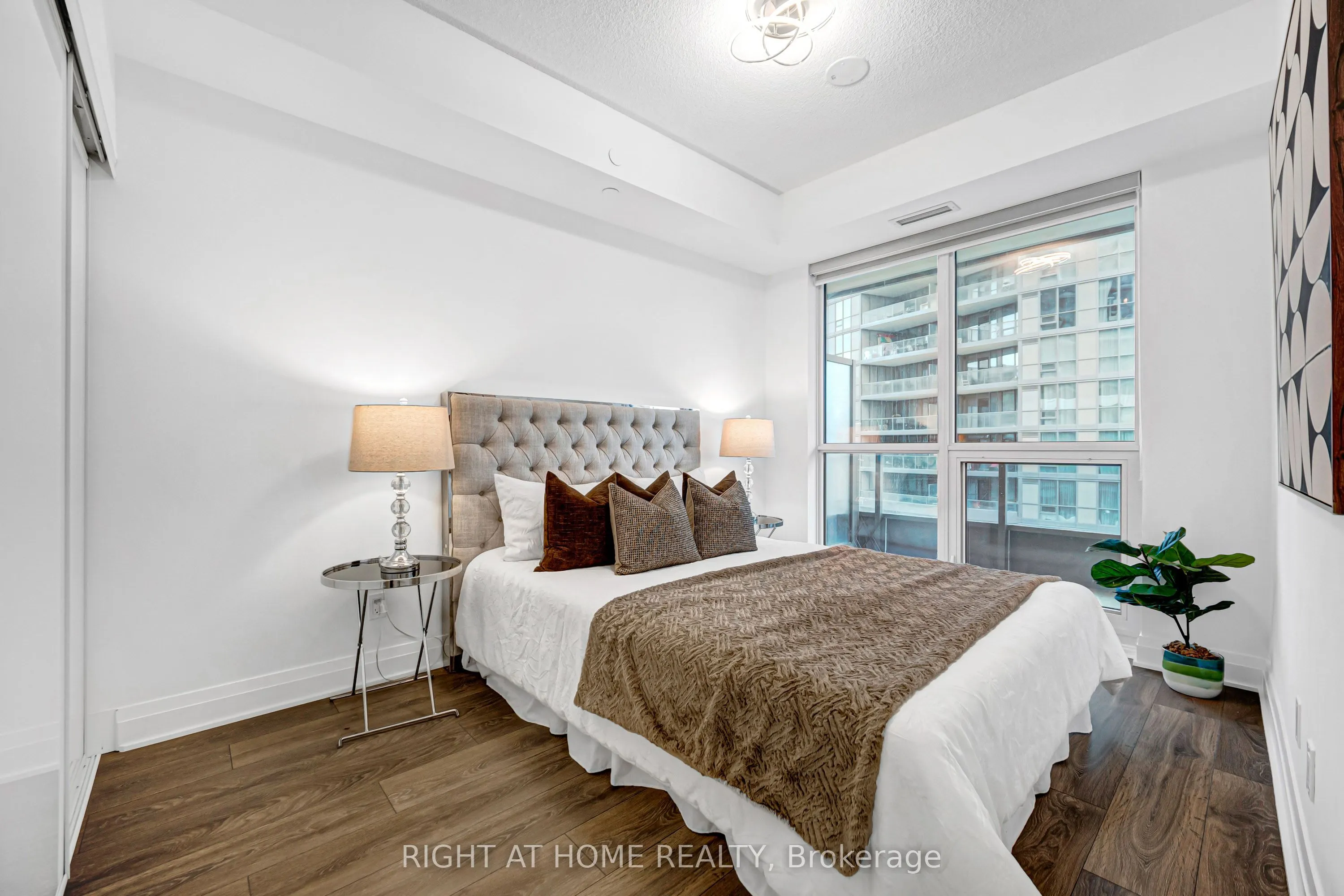 38 Forest Manor Road #405