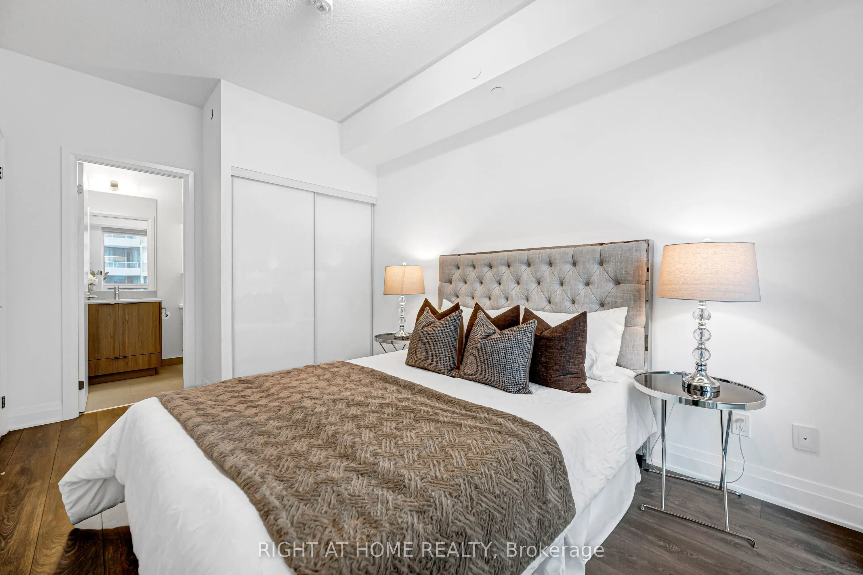 38 Forest Manor Road #405