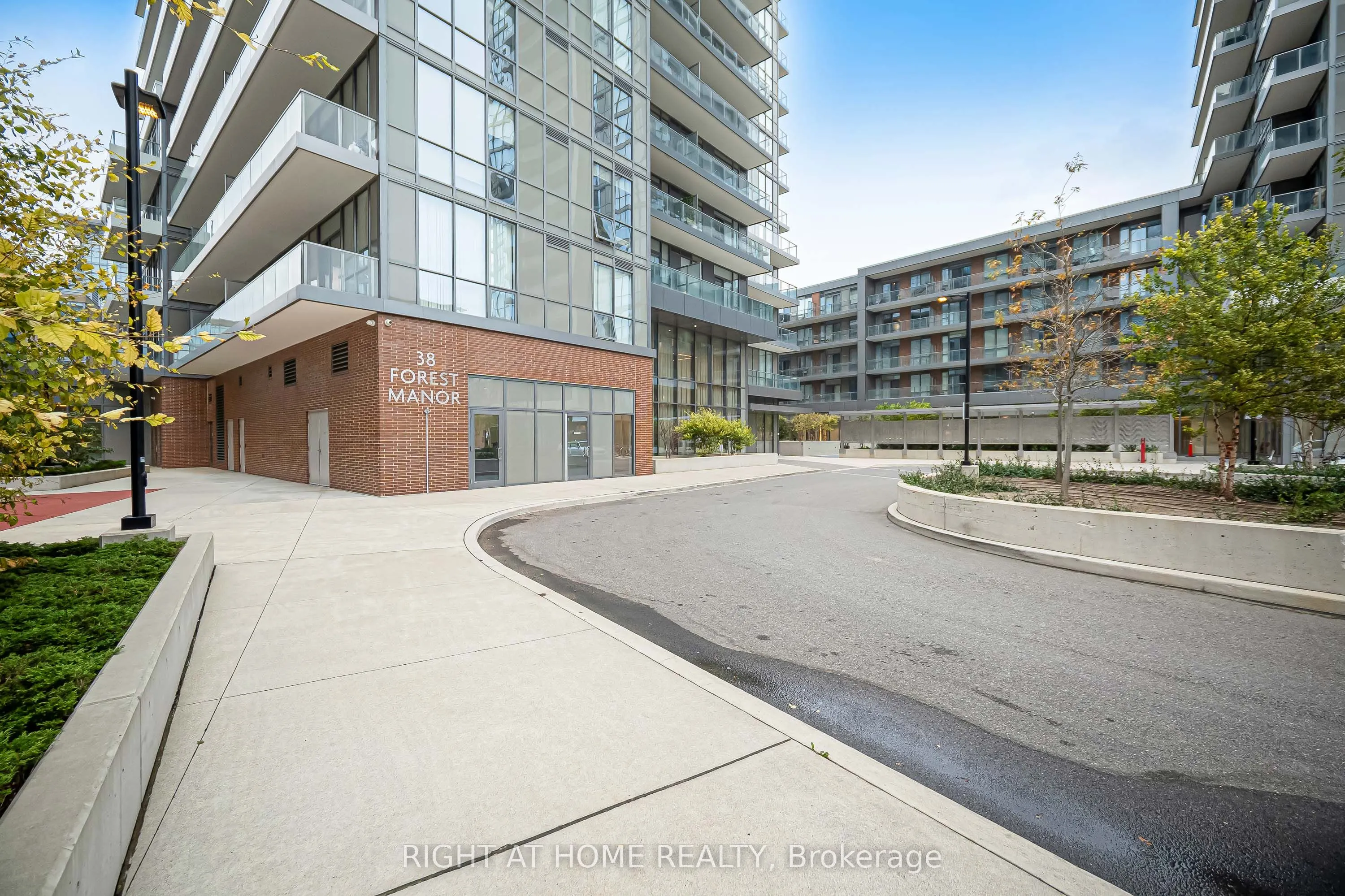 38 Forest Manor Road #405