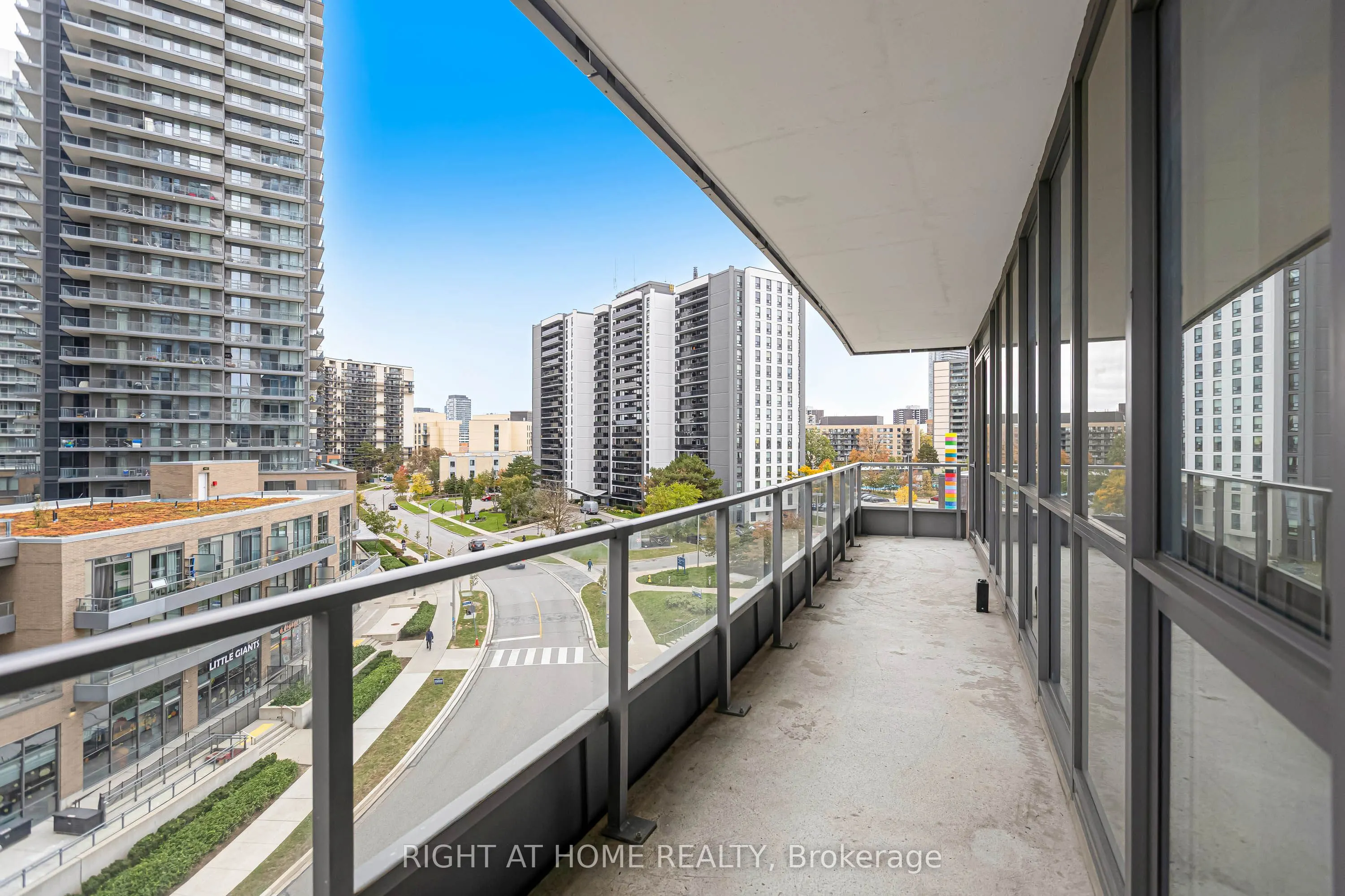 38 Forest Manor Road #405