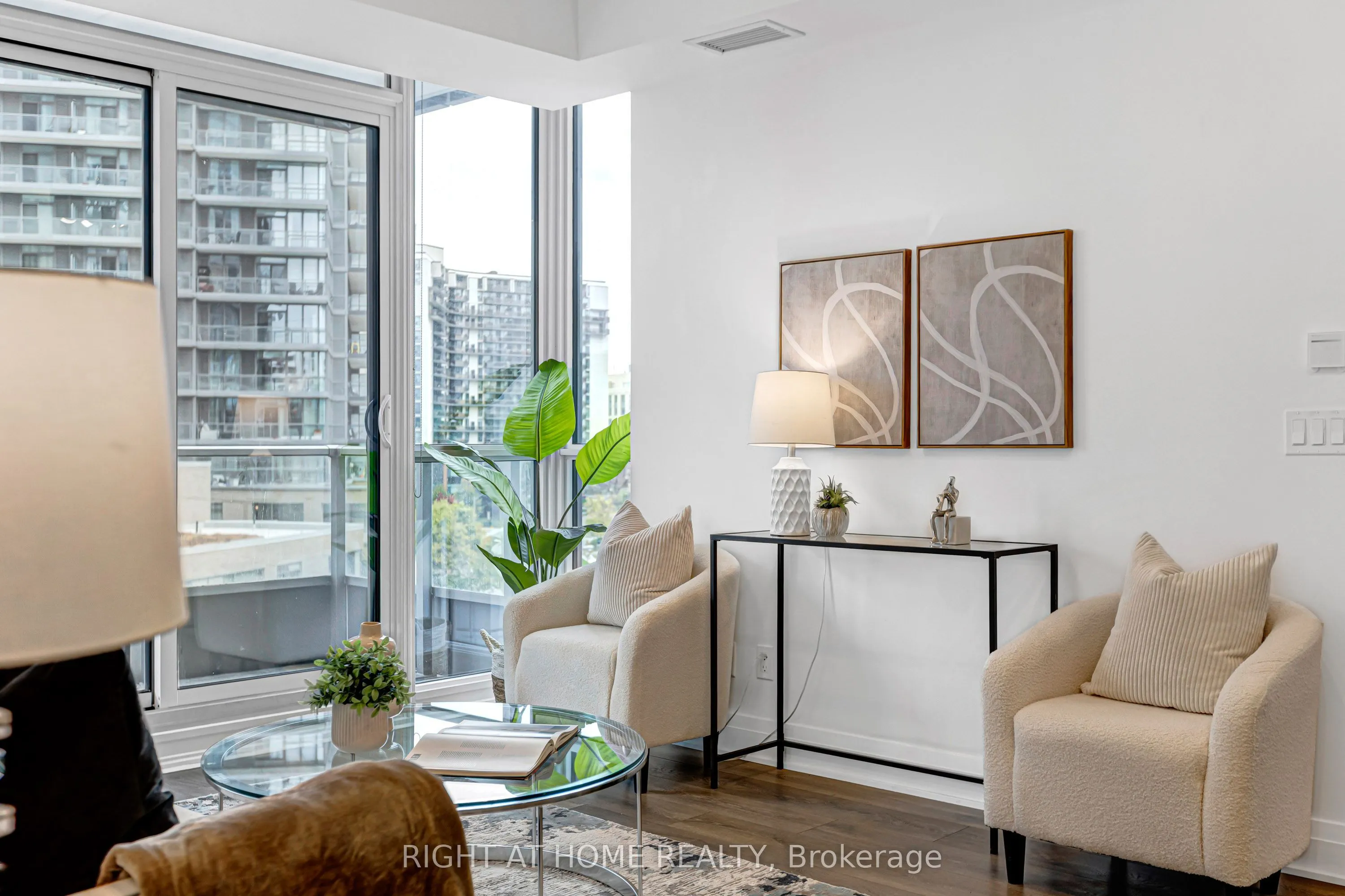 38 Forest Manor Road #405