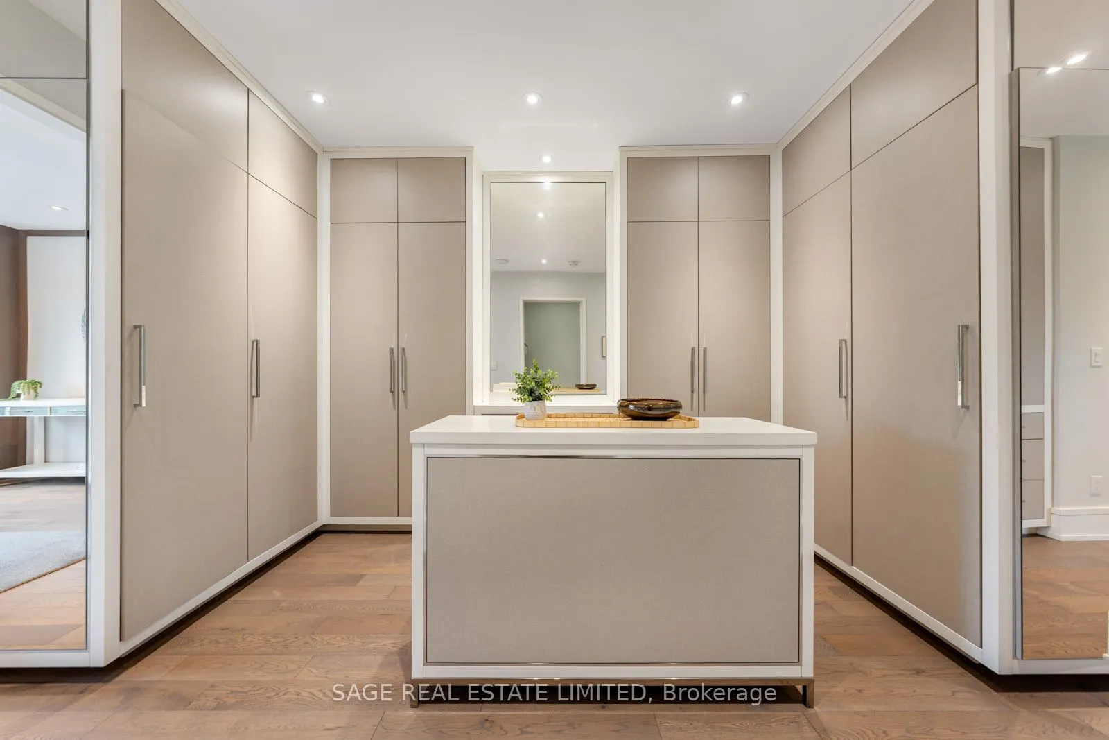5 Thurloe Avenue