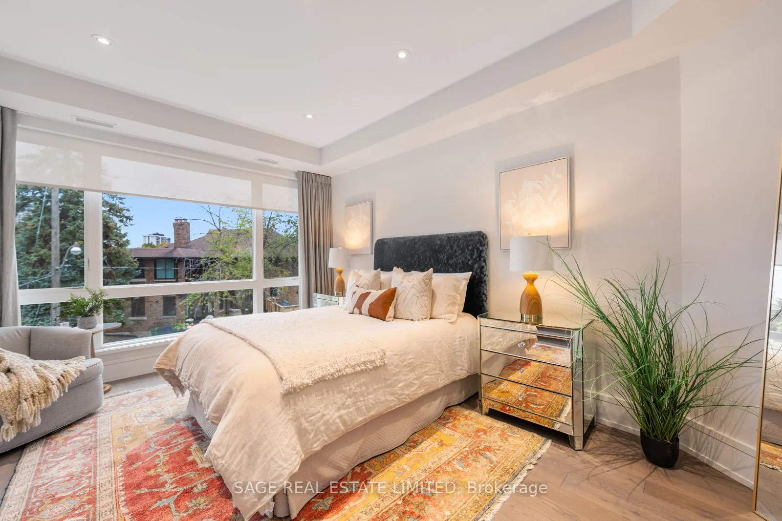 5 Thurloe Avenue