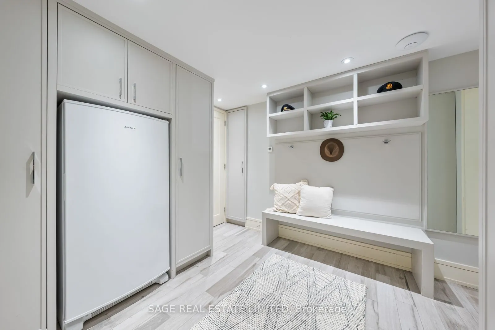 5 Thurloe Avenue
