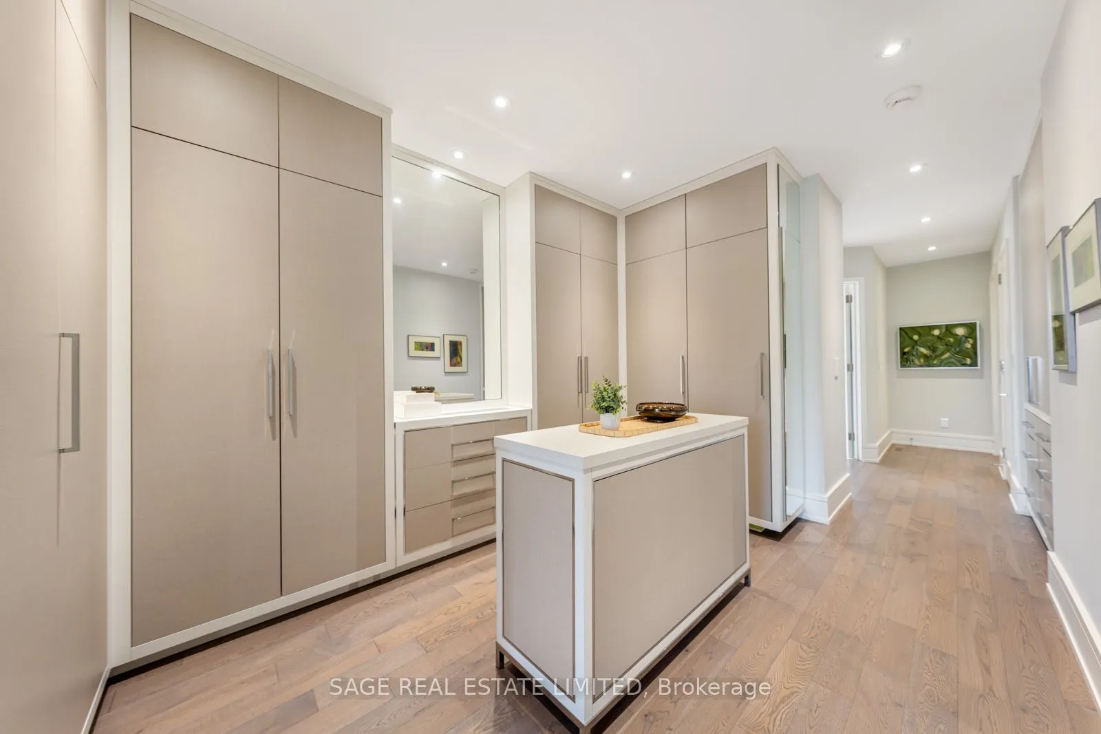 5 Thurloe Avenue