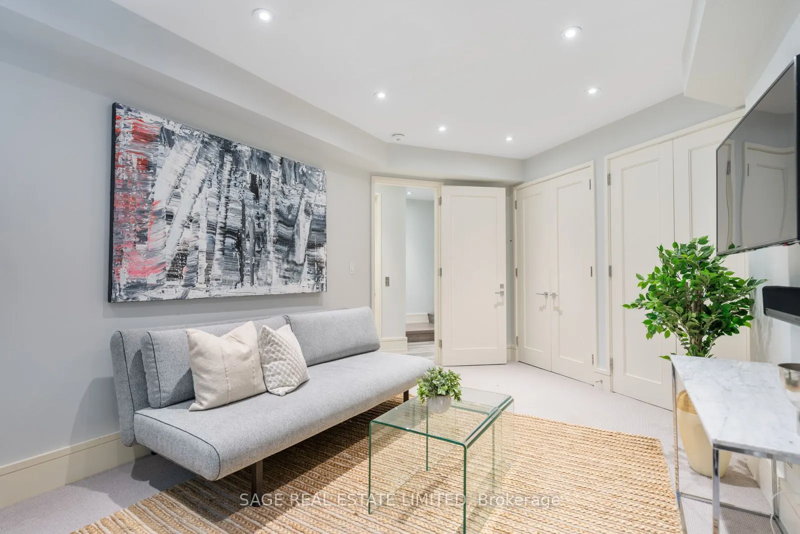 5 Thurloe Avenue