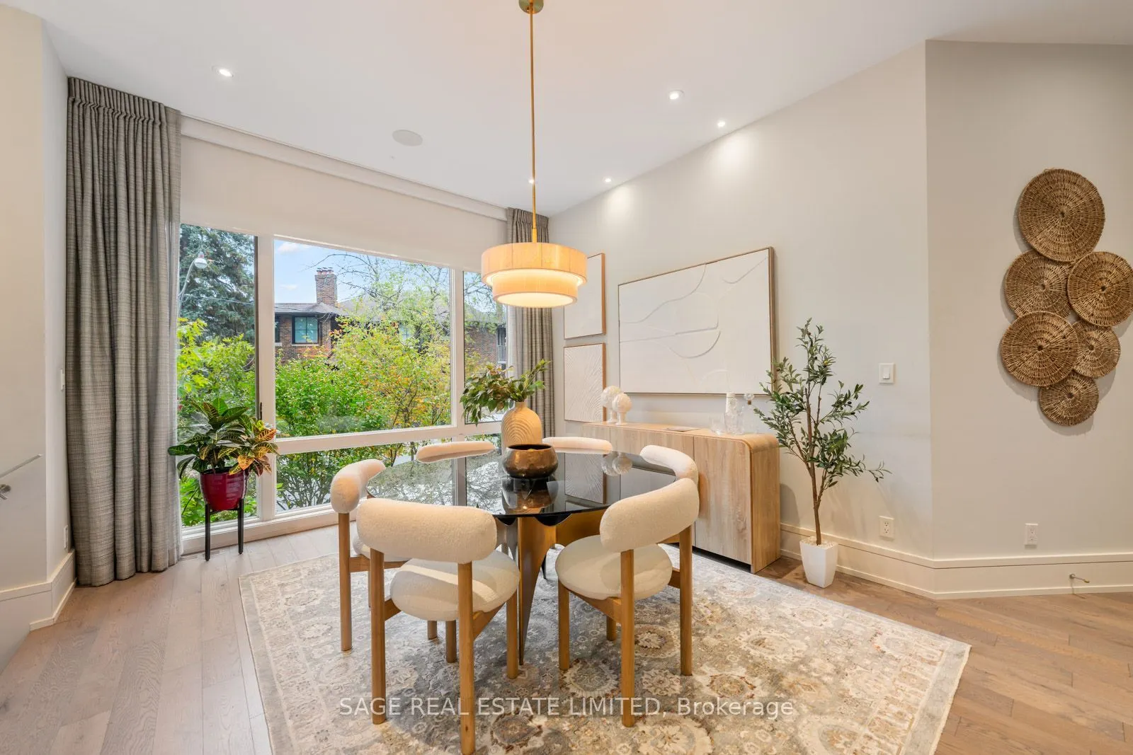 5 Thurloe Avenue