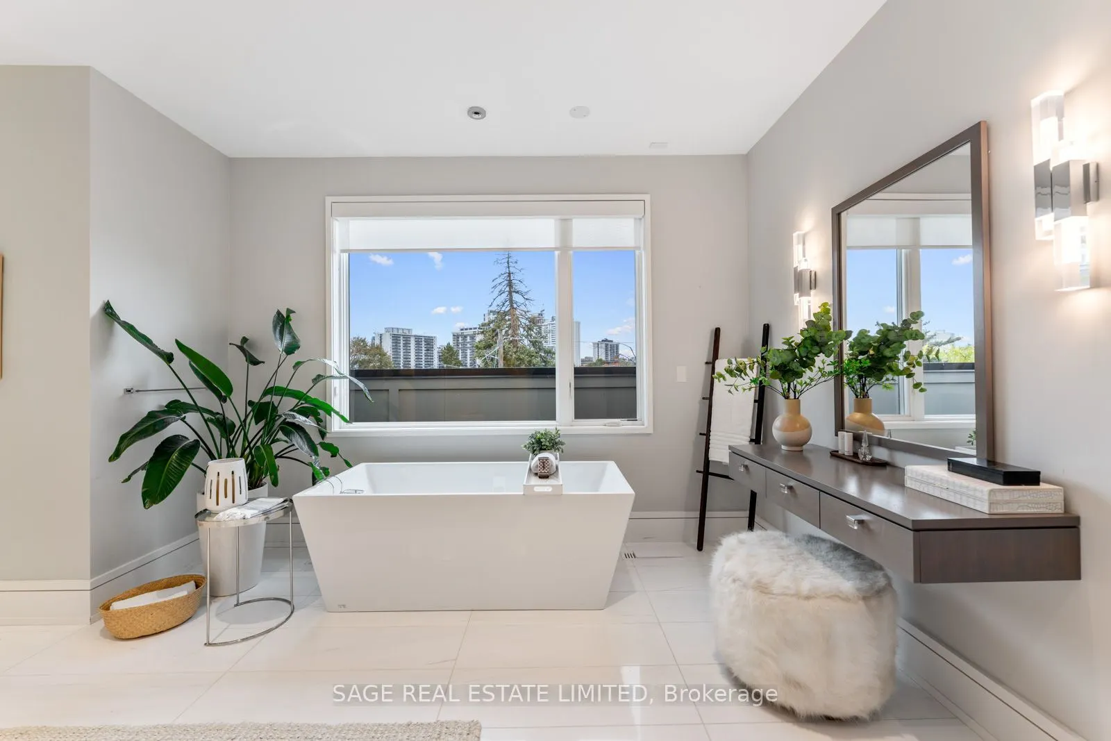 5 Thurloe Avenue