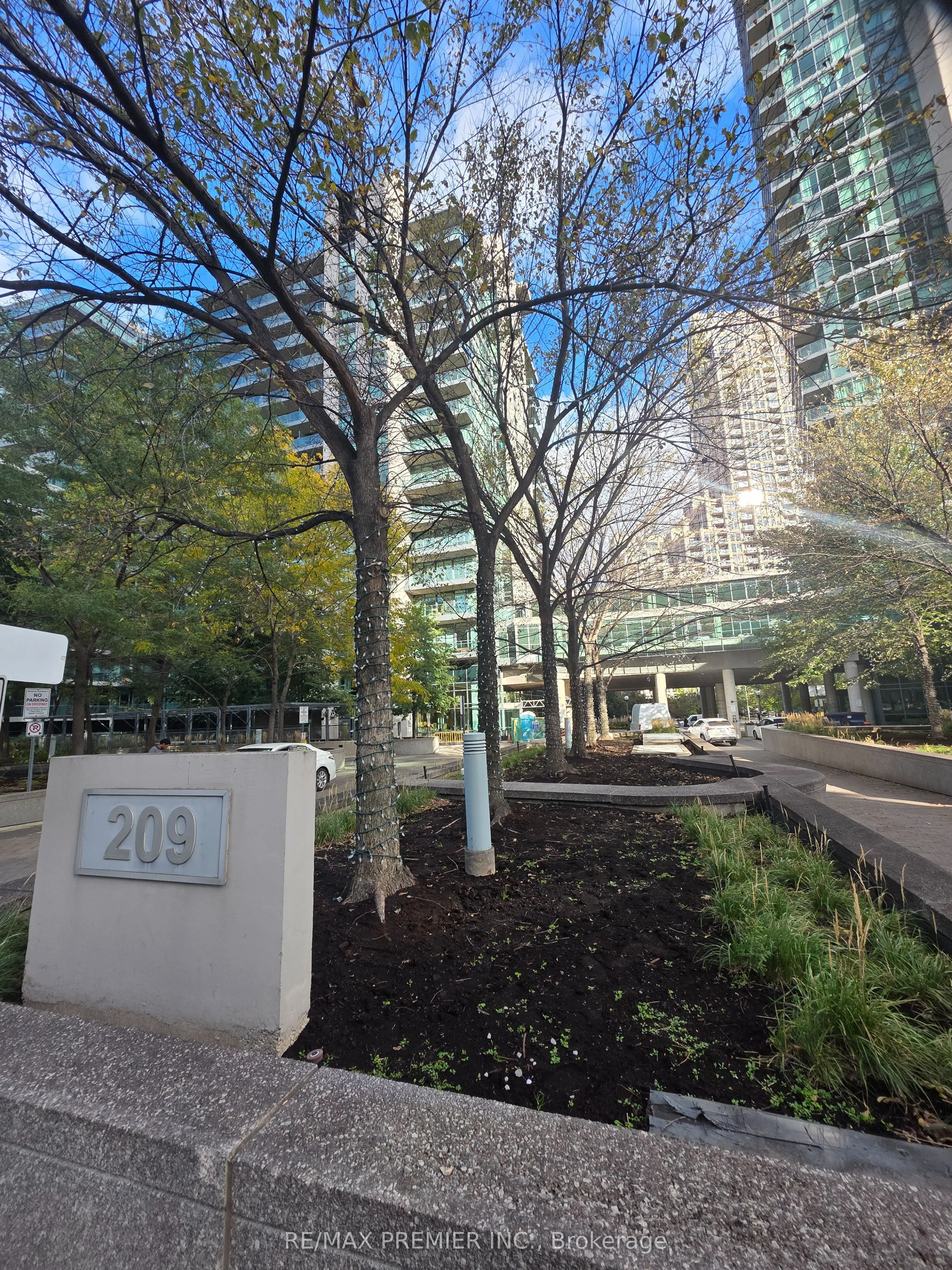 209 Fort York Boulevard #475