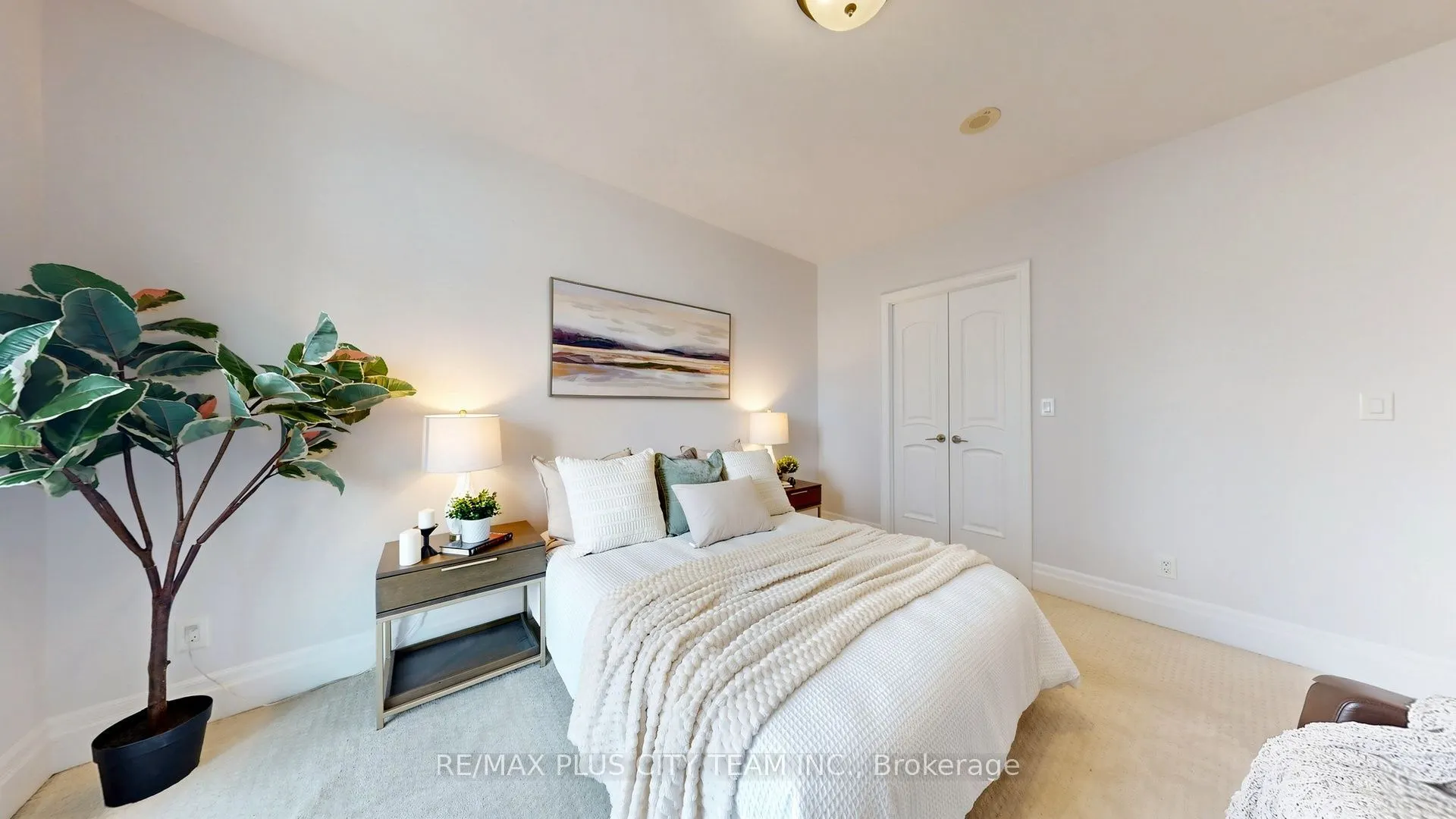 16 Harbour Street #4302