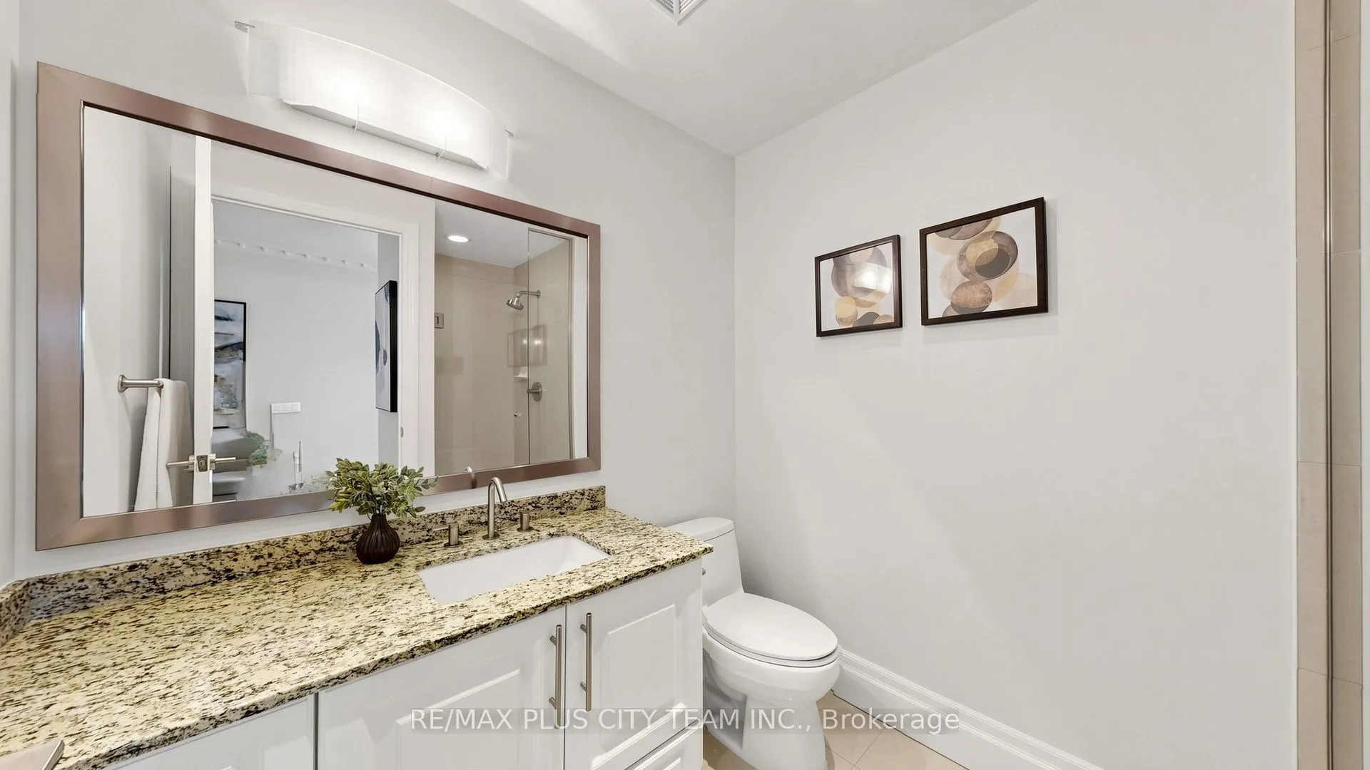 16 Harbour Street #4302