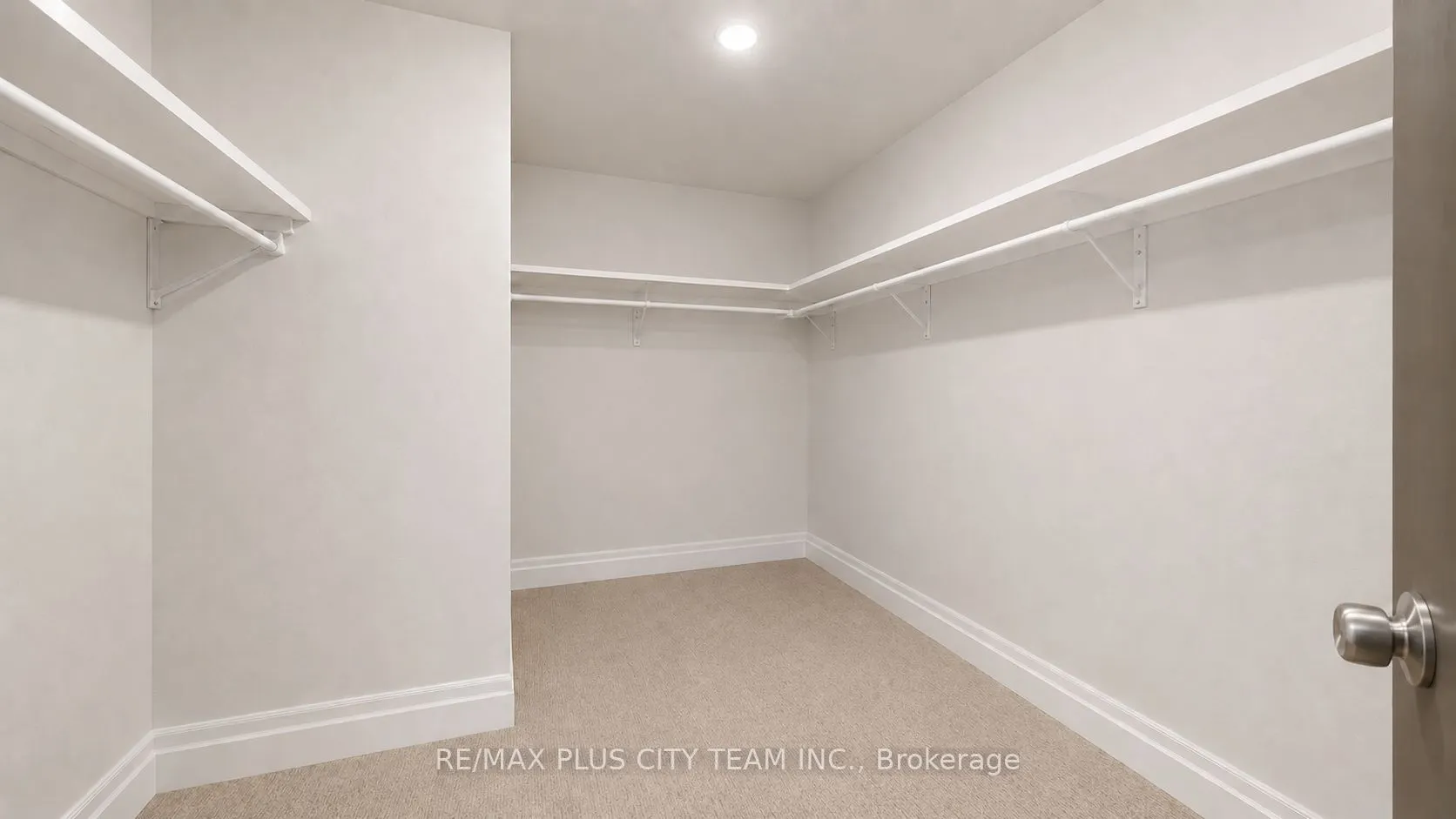 16 Harbour Street #4302