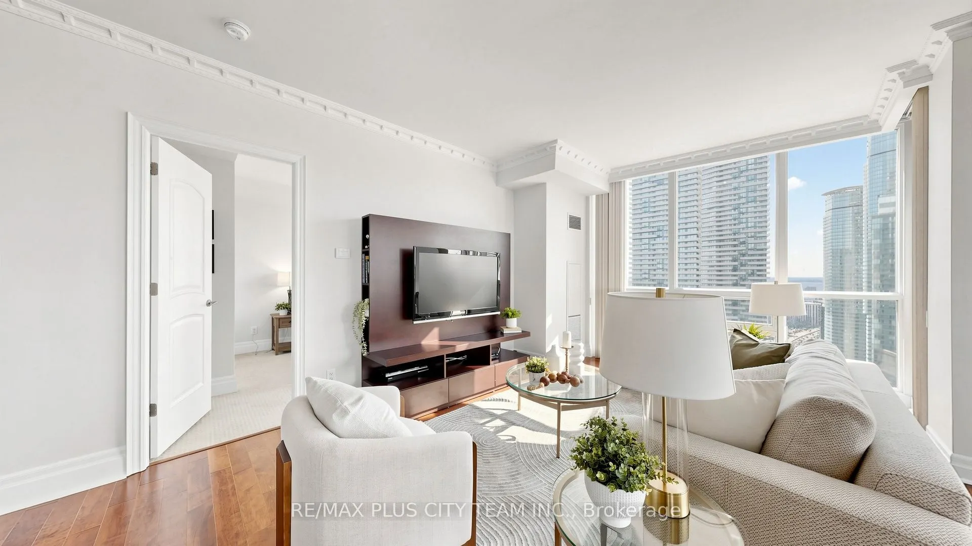 16 Harbour Street #4302