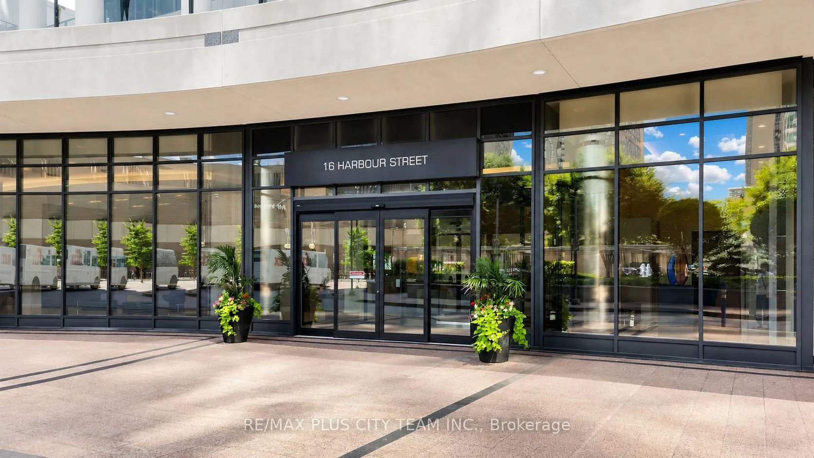 16 Harbour Street #4302