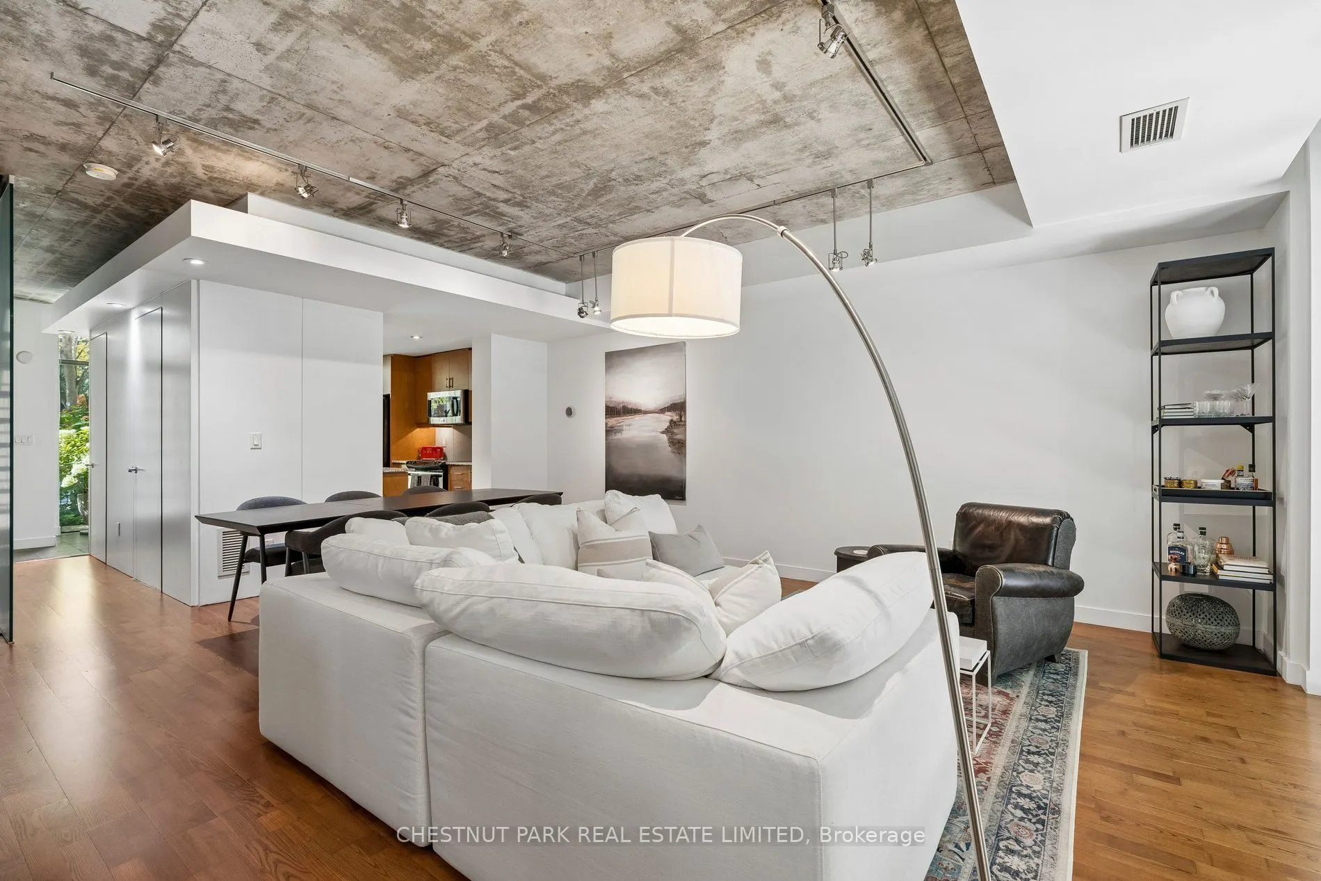 271 Mutual Street #6