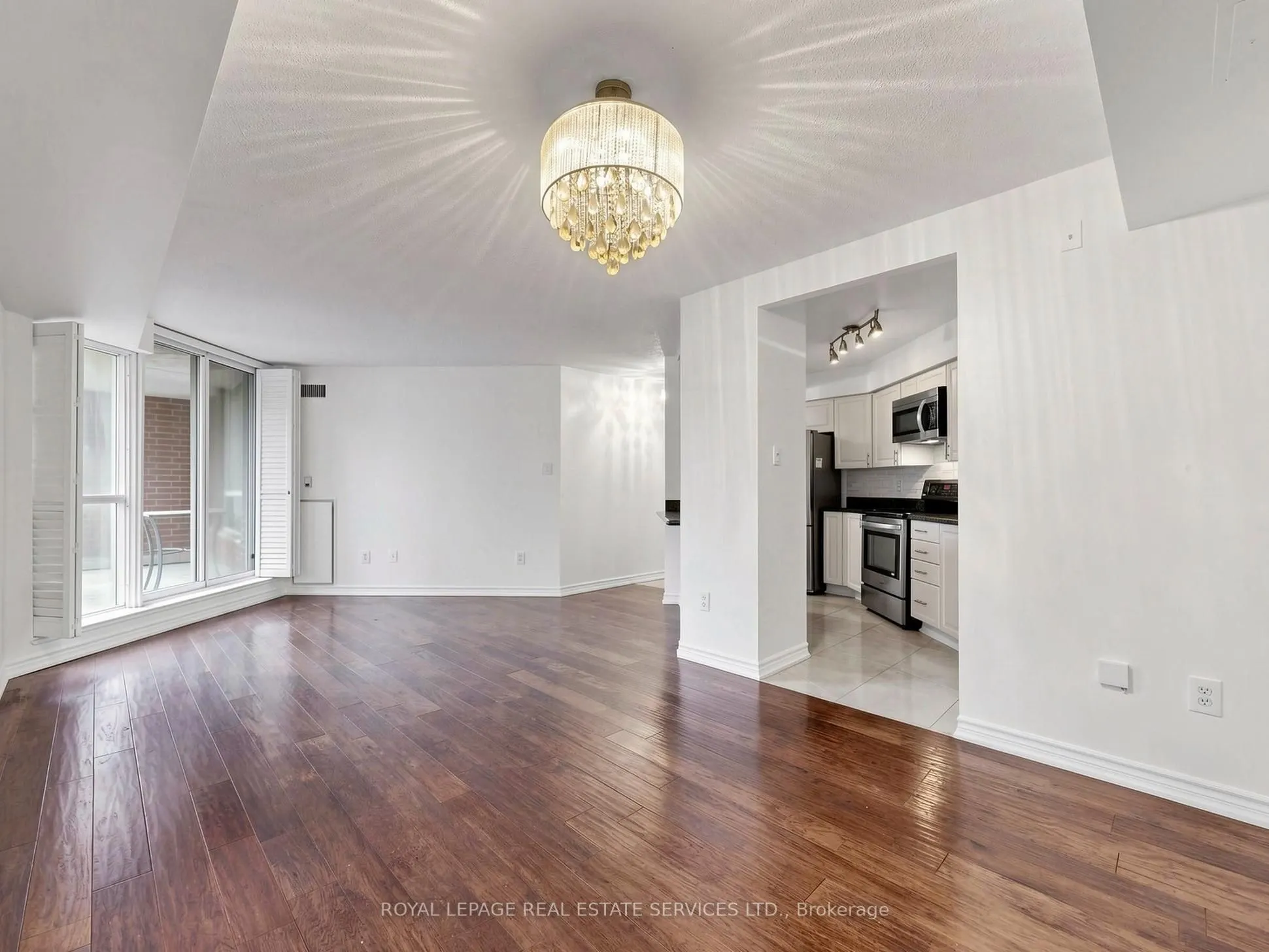 300 Balliol Street #401