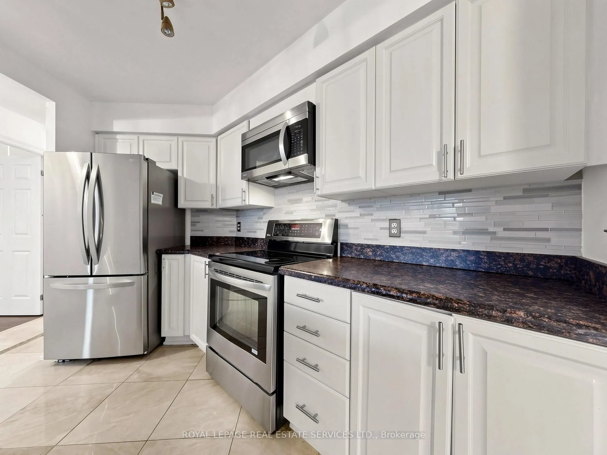 300 Balliol Street #401