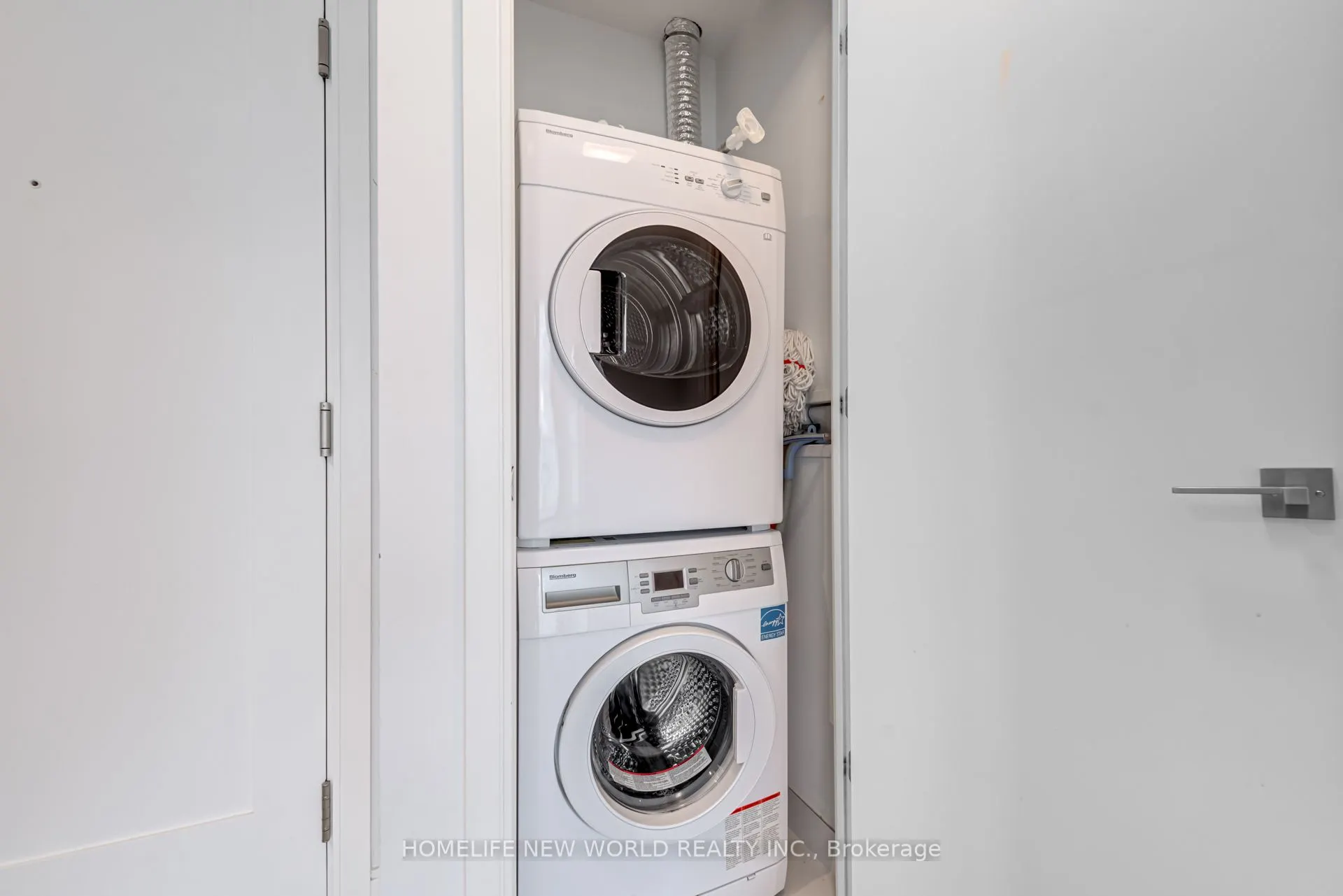 50 Charles Street E #2311