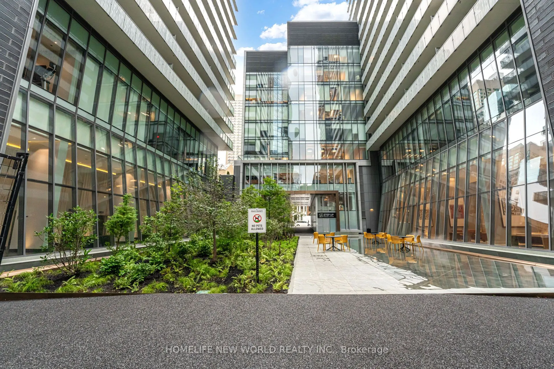 50 Charles Street E #2311