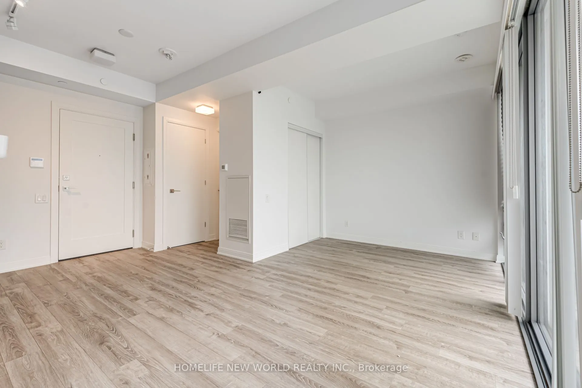 50 Charles Street E #2311