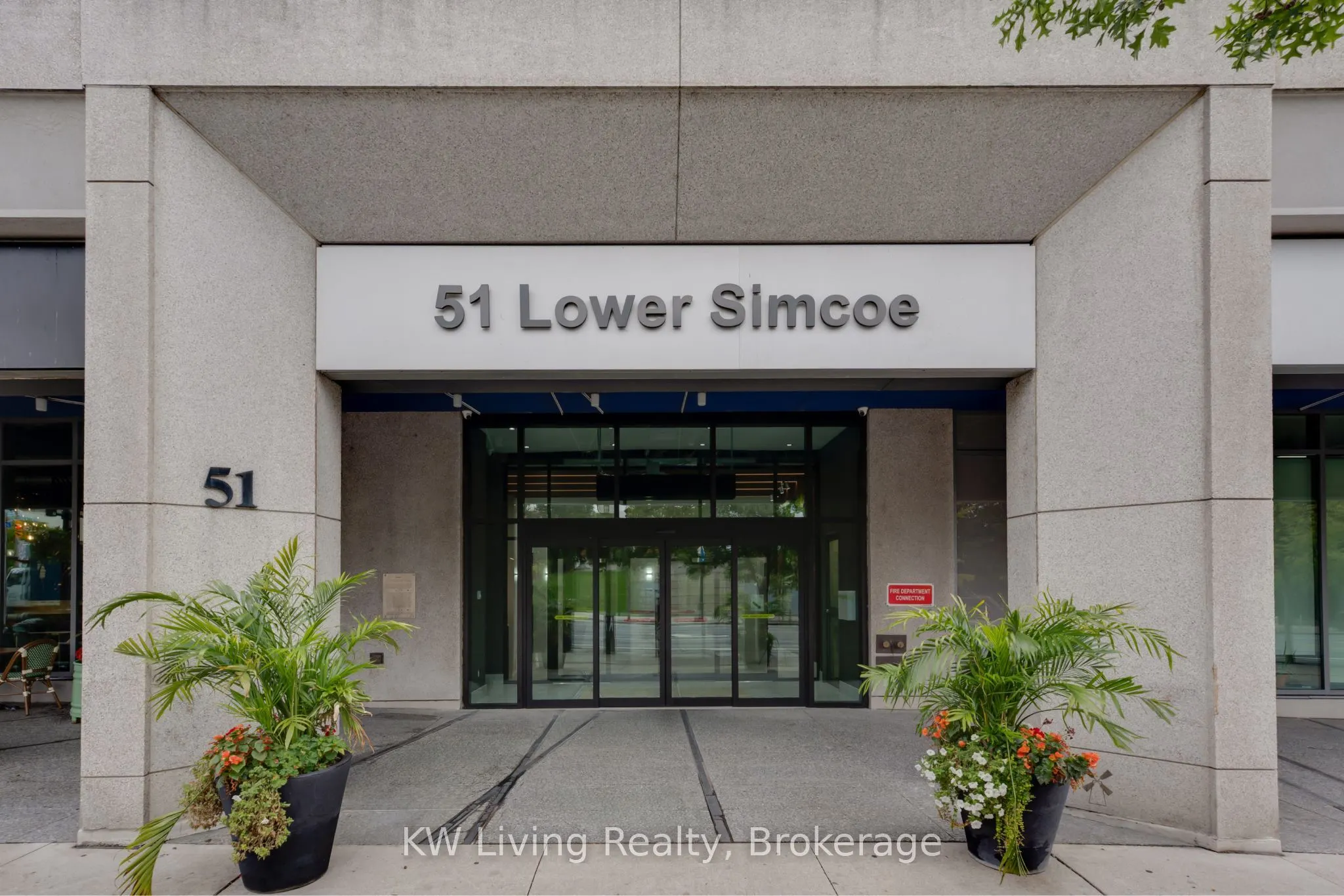 51 Lower Simcoe Street #1801