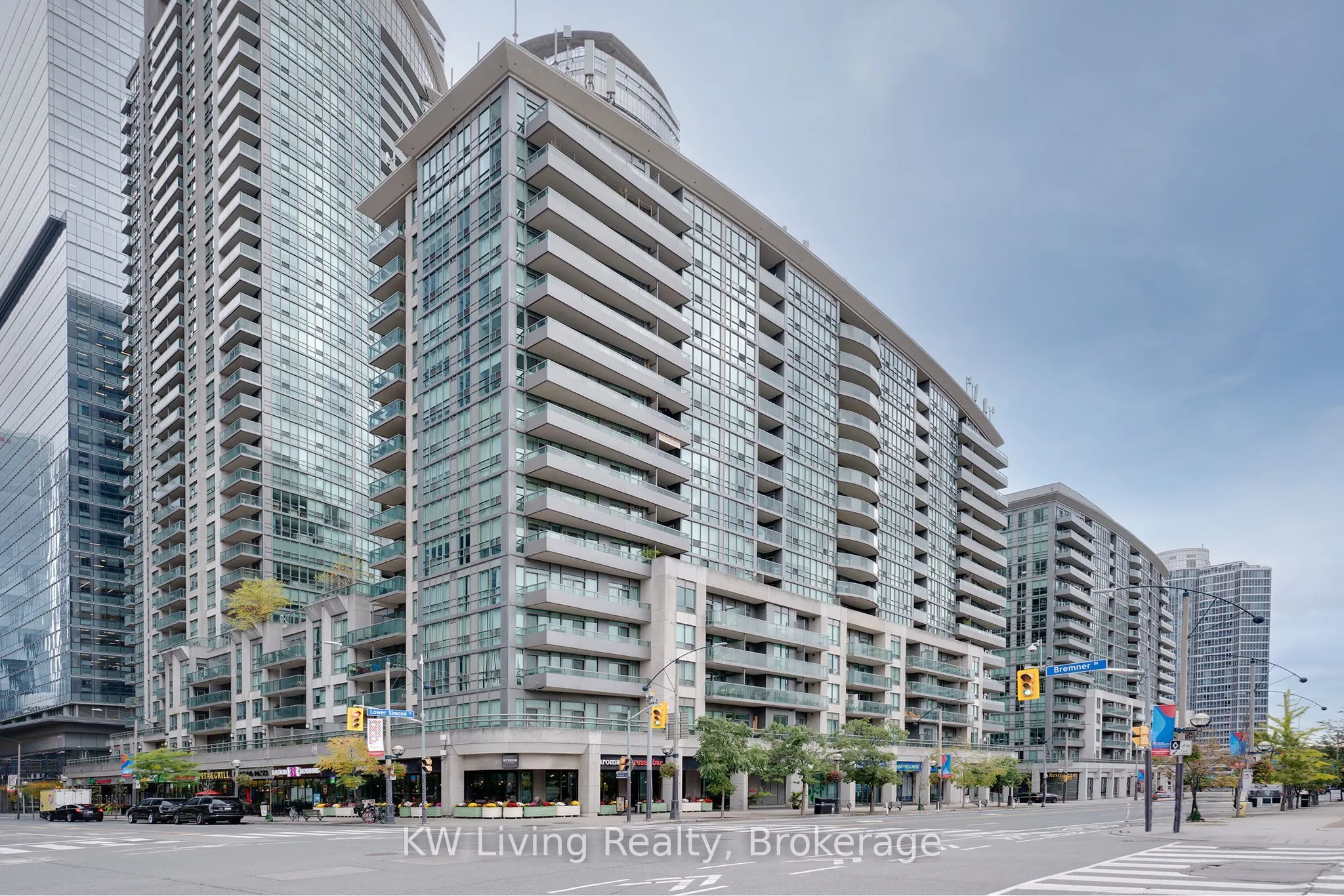 51 Lower Simcoe Street #1801
