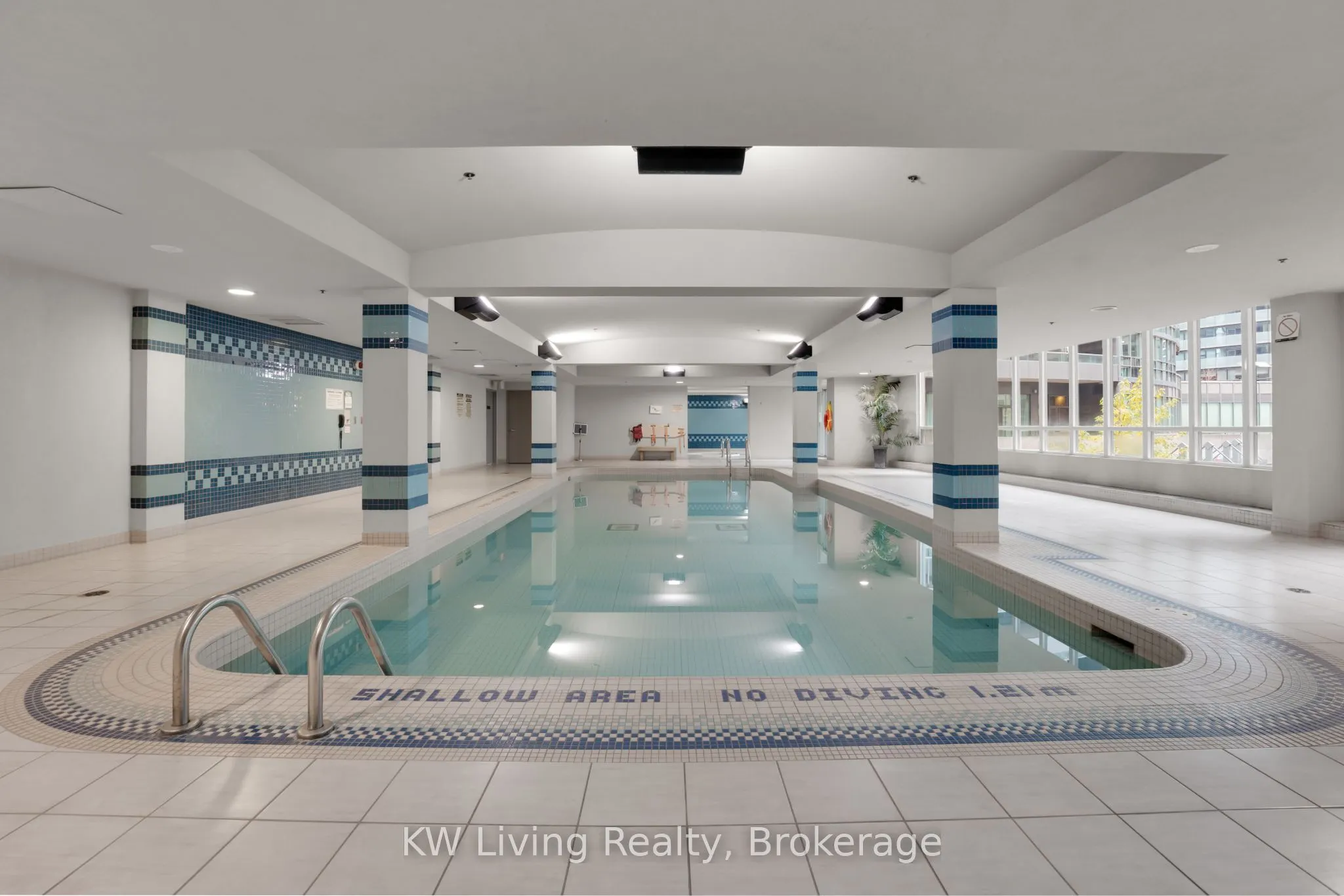 51 Lower Simcoe Street #1801