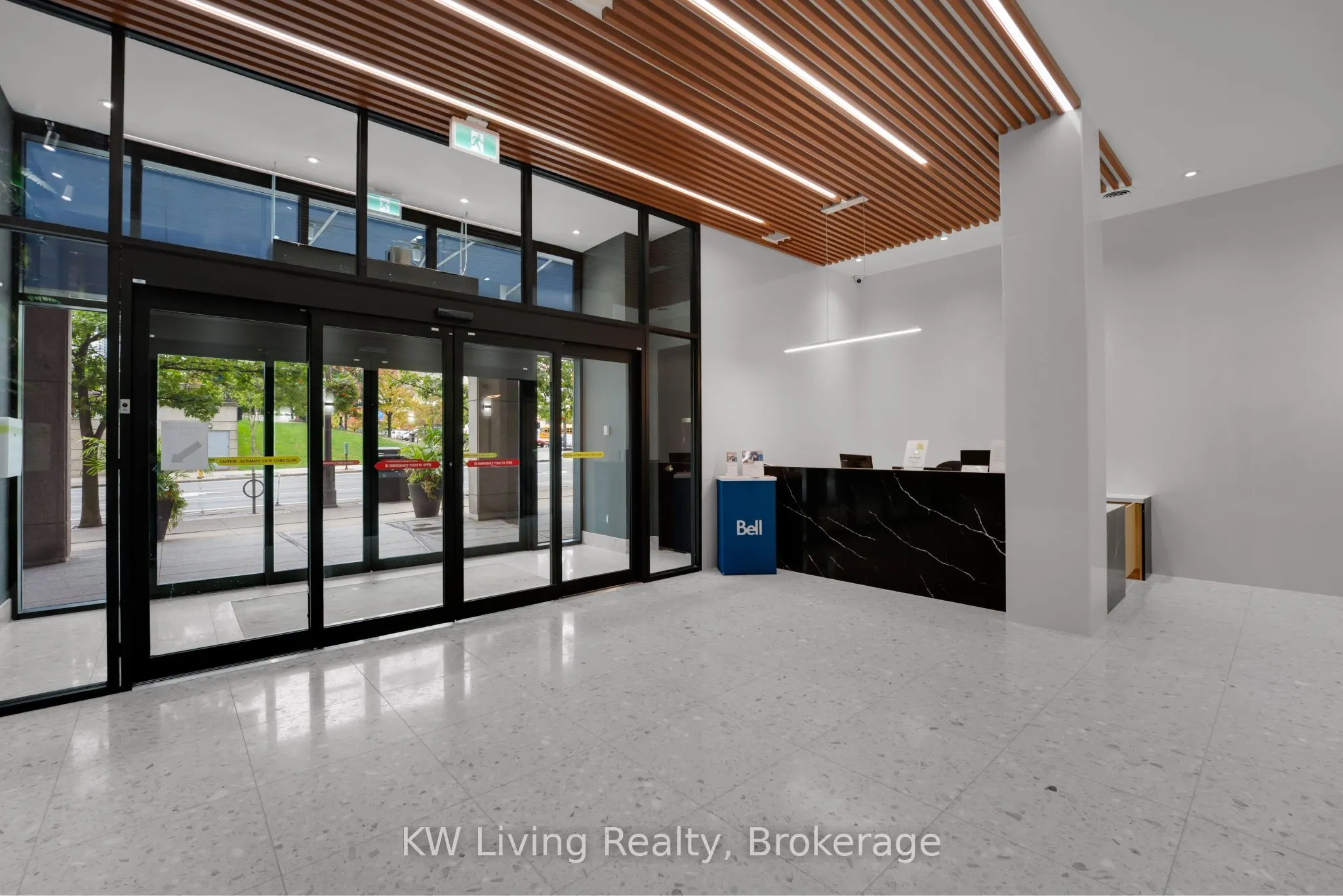 51 Lower Simcoe Street #1801