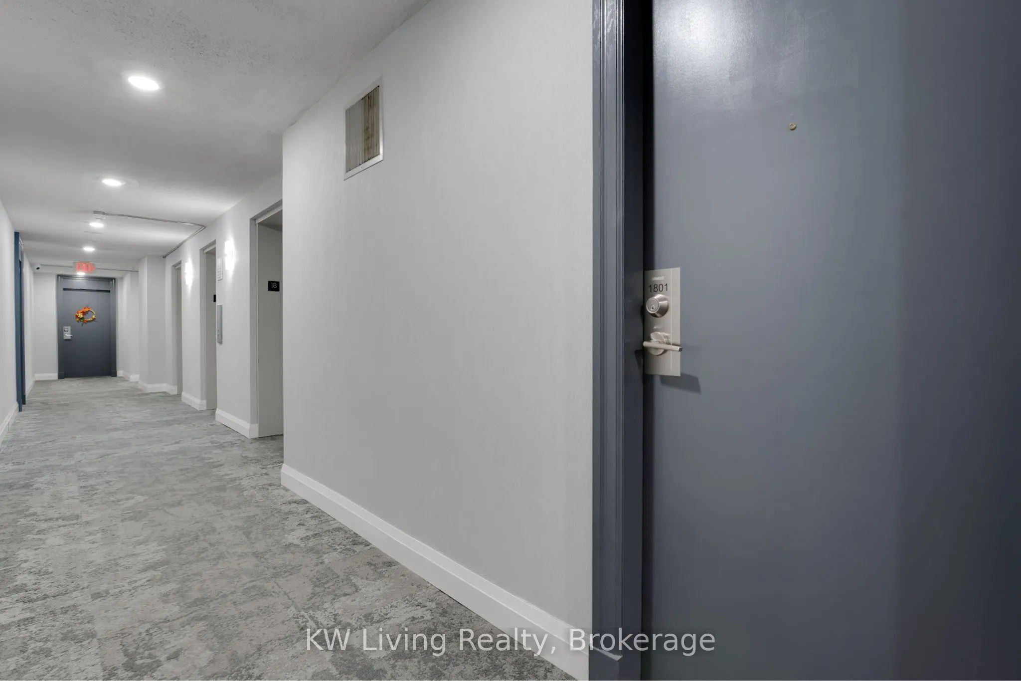 51 Lower Simcoe Street #1801