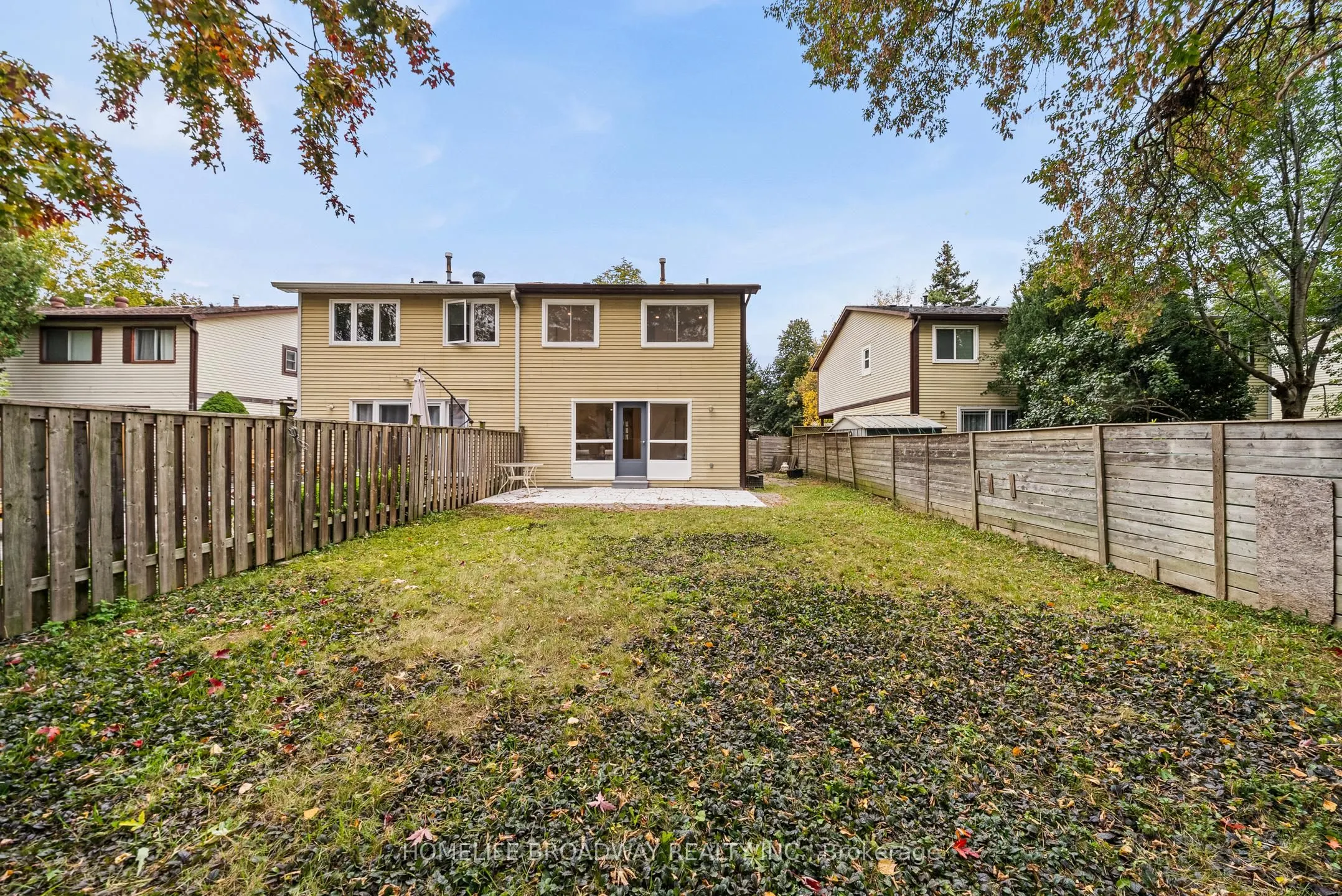 44 Hollyberry Trail