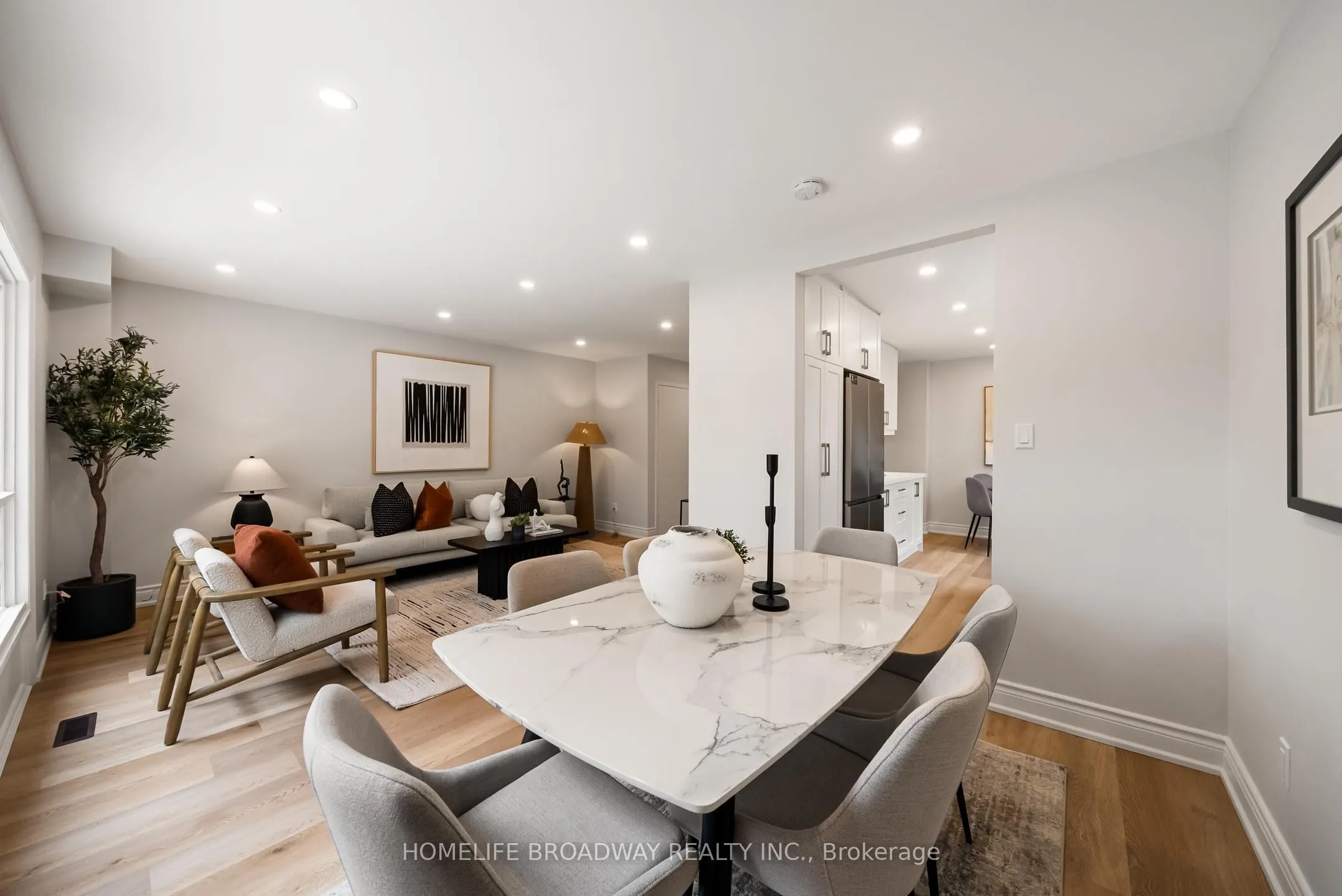 44 Hollyberry Trail