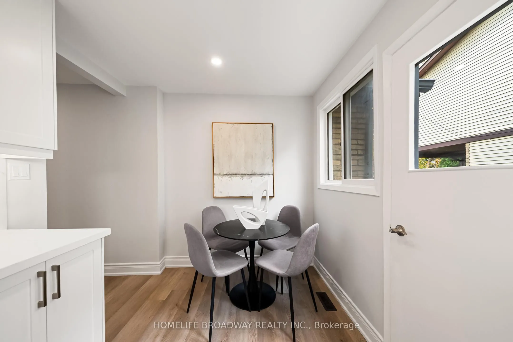 44 Hollyberry Trail