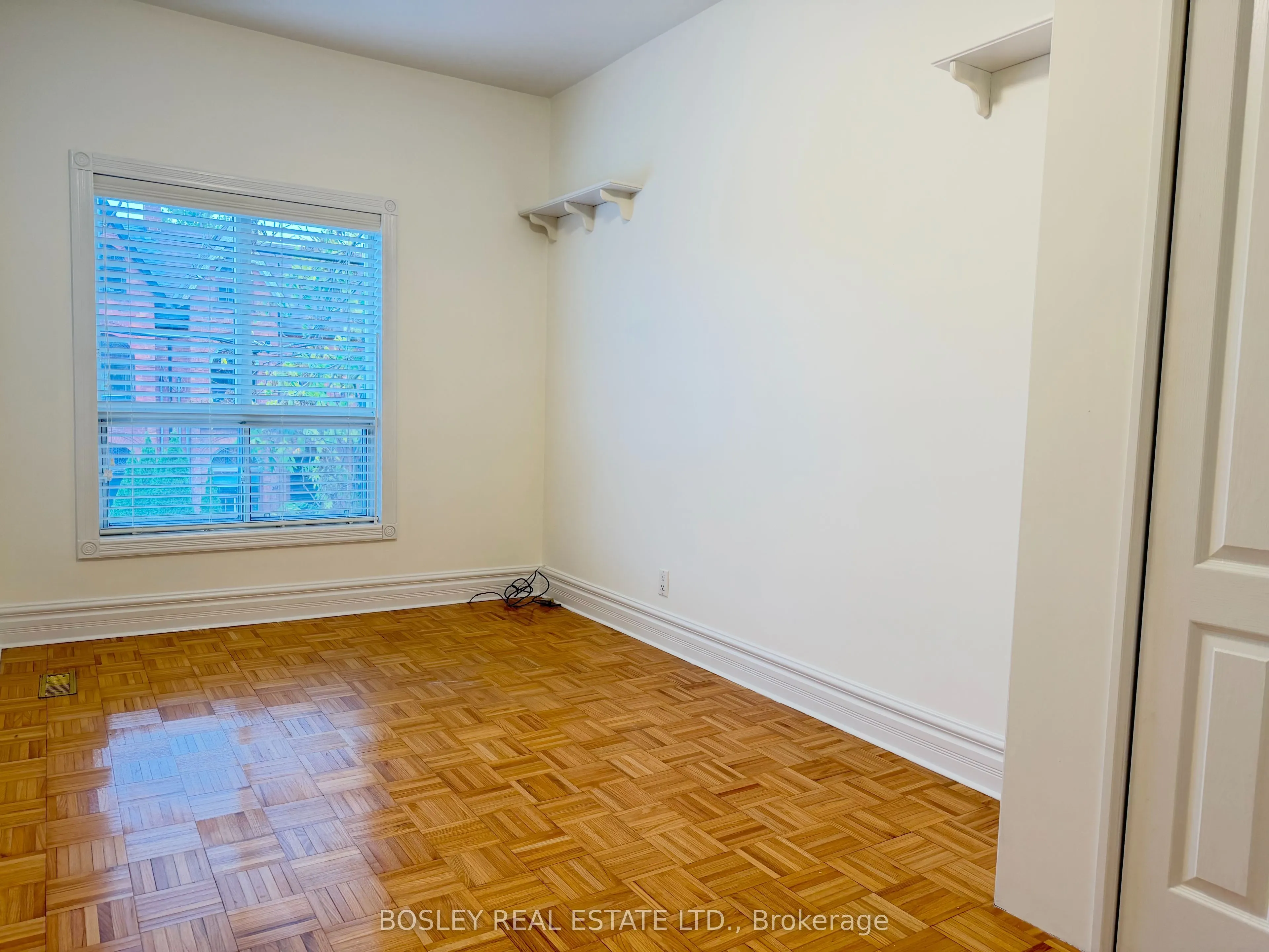260 Ossington Avenue #Upper