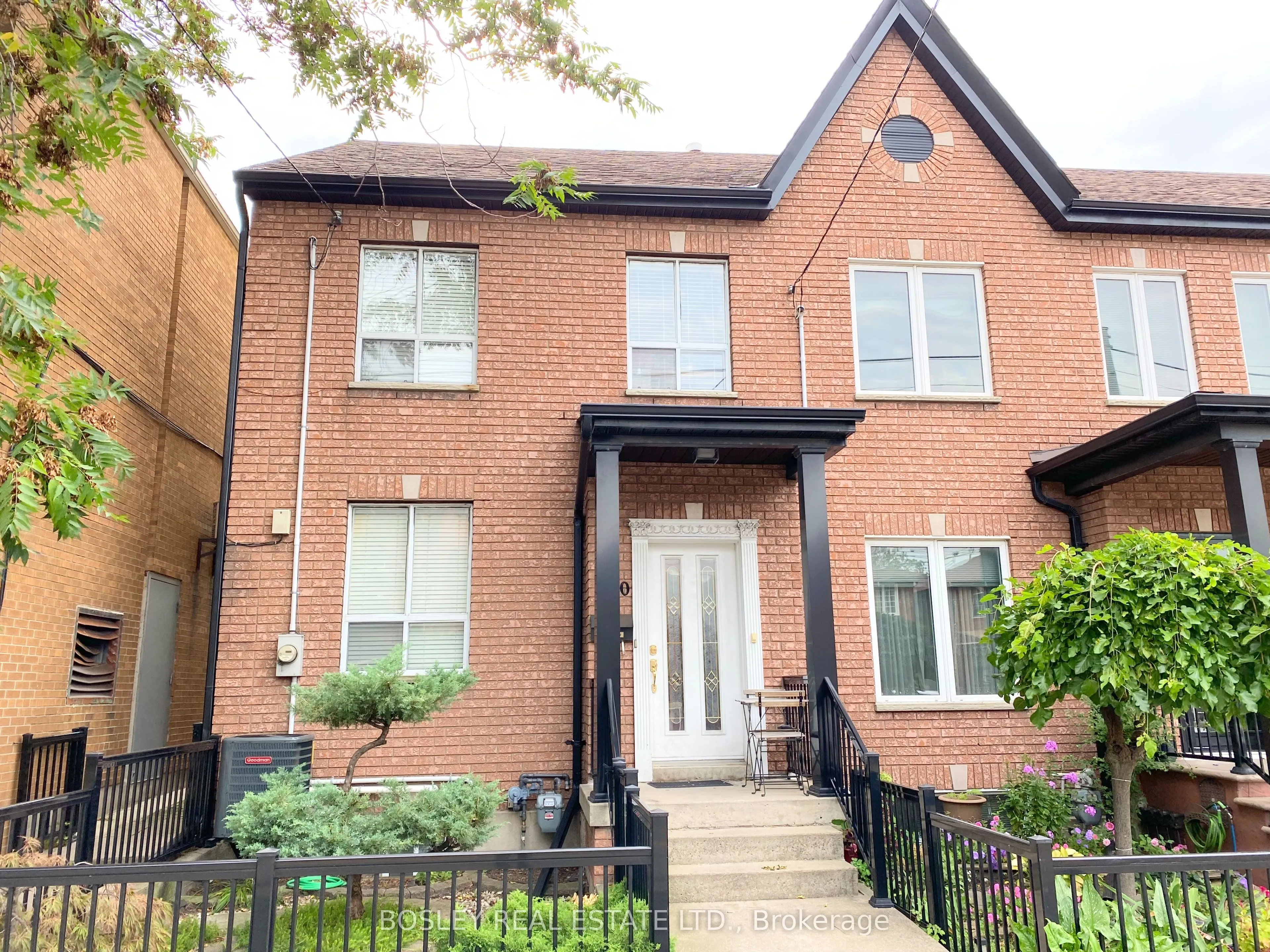 260 Ossington Avenue #Upper