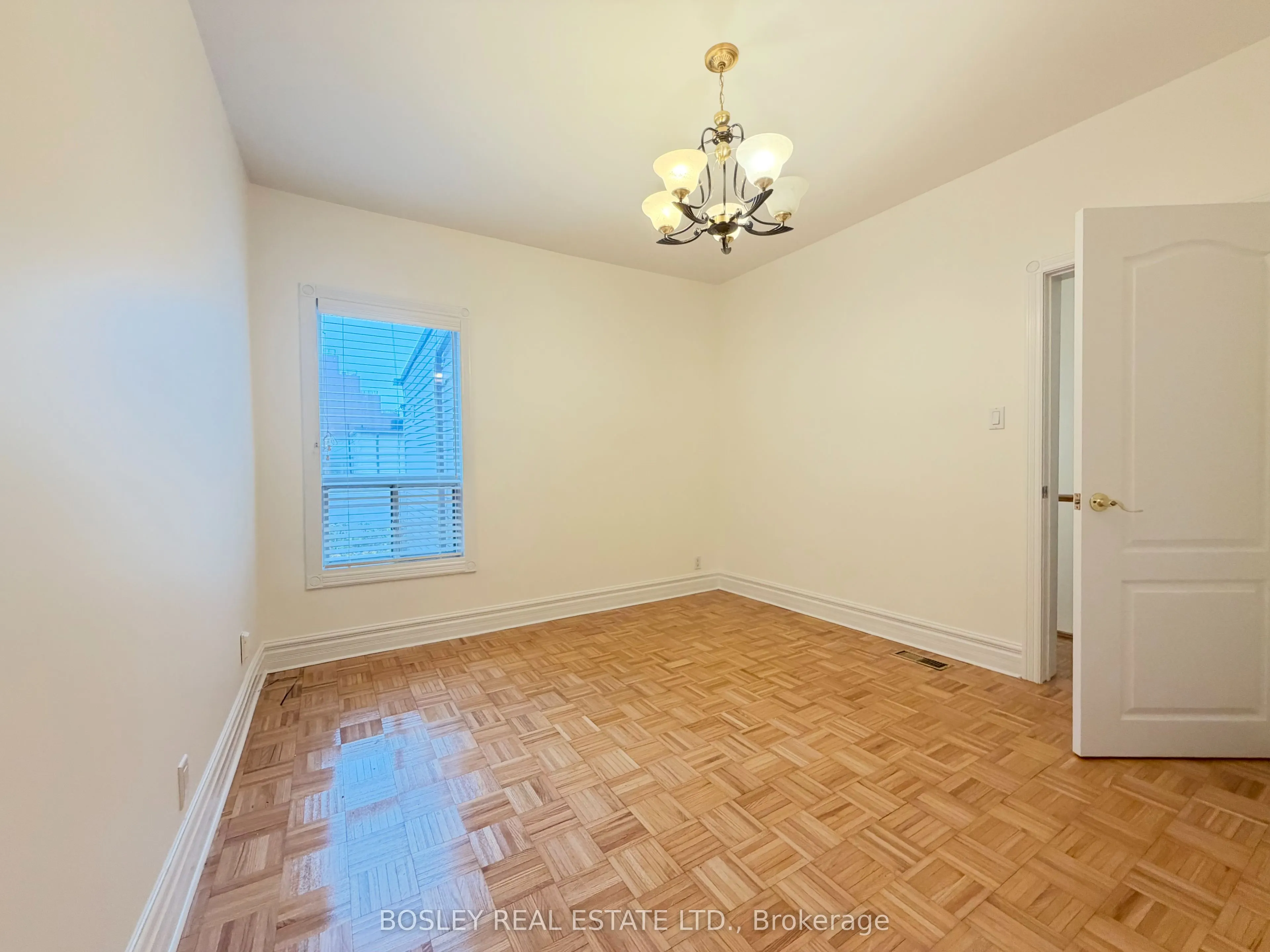 260 Ossington Avenue #Upper