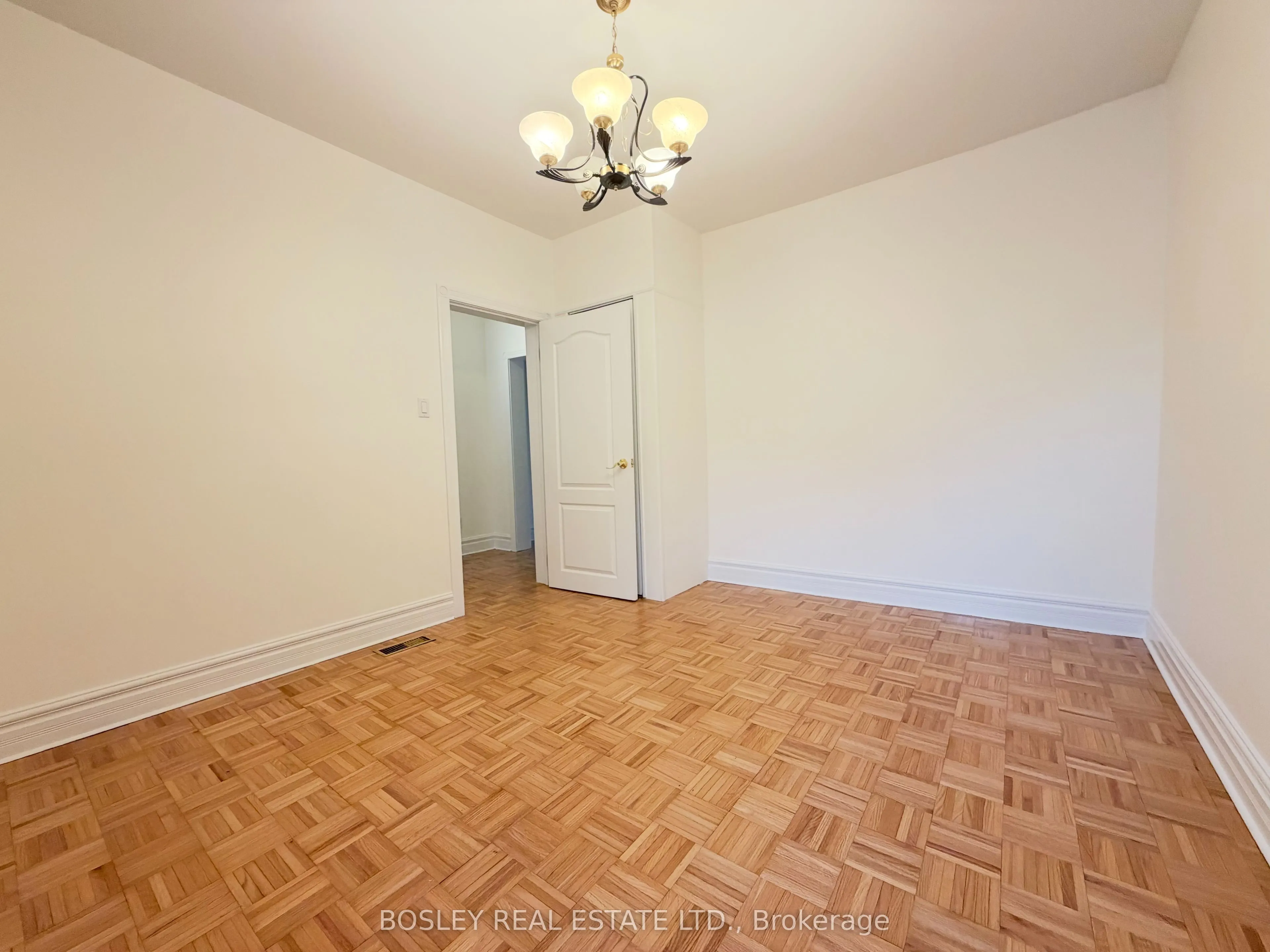 260 Ossington Avenue #Upper