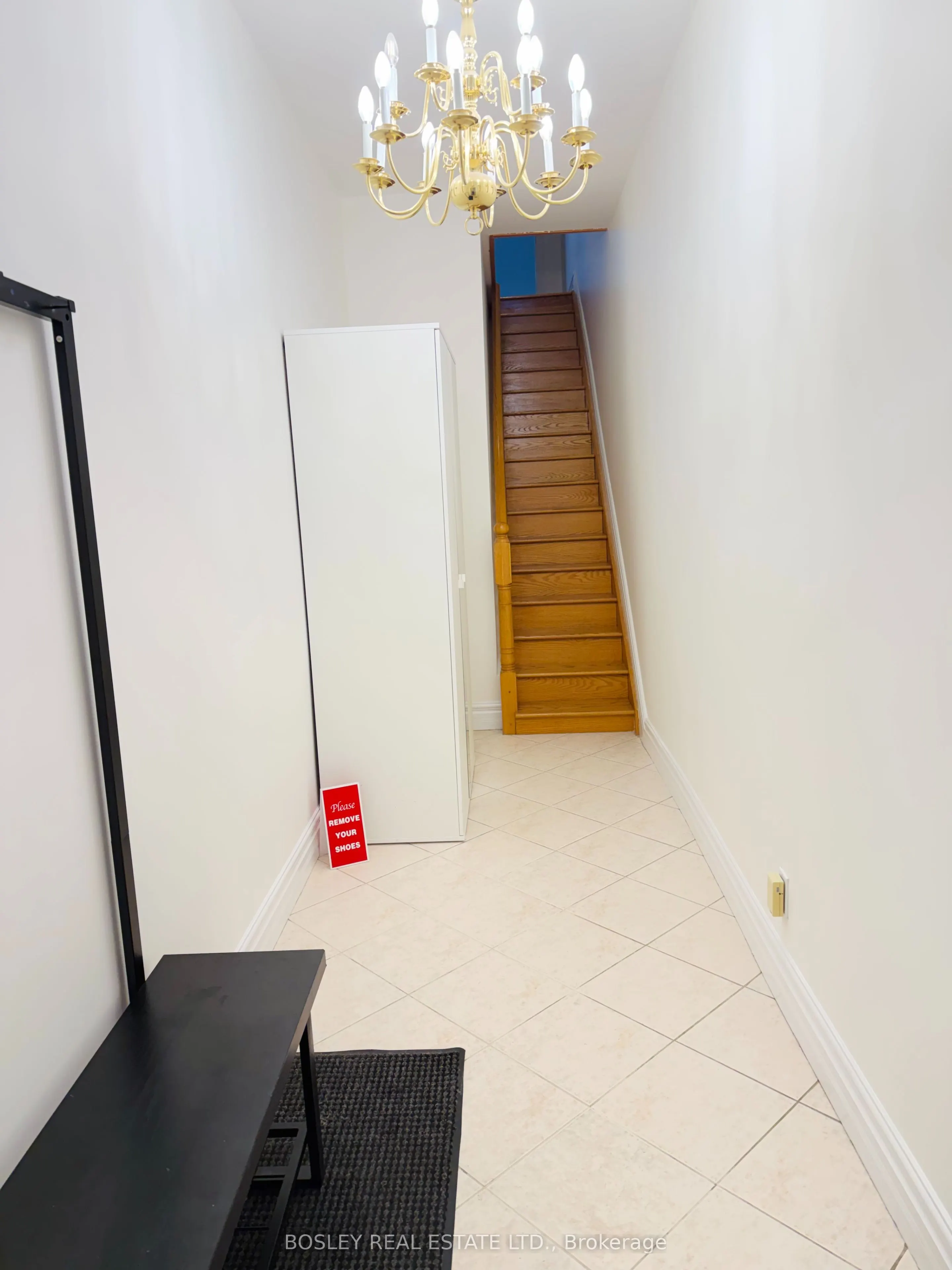 260 Ossington Avenue #Upper