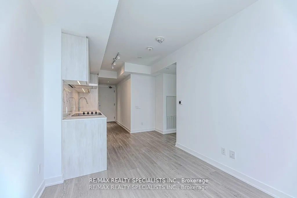 8 Wellesley Street W #1101