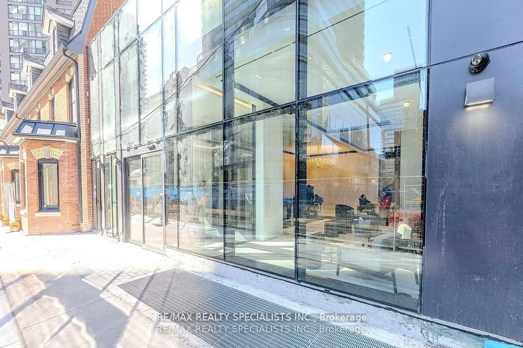 8 Wellesley Street W #1101