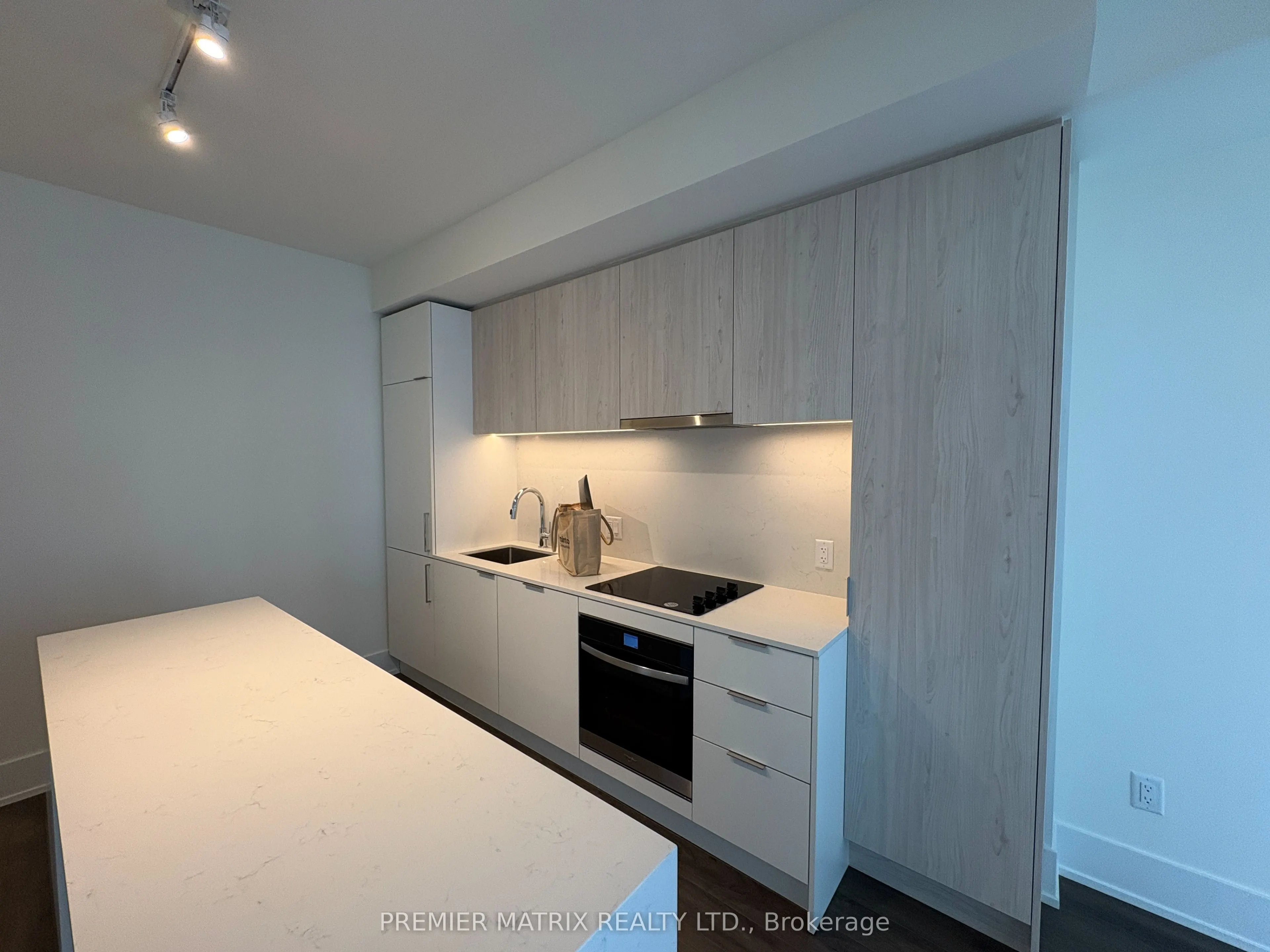 89 Church Street #4009