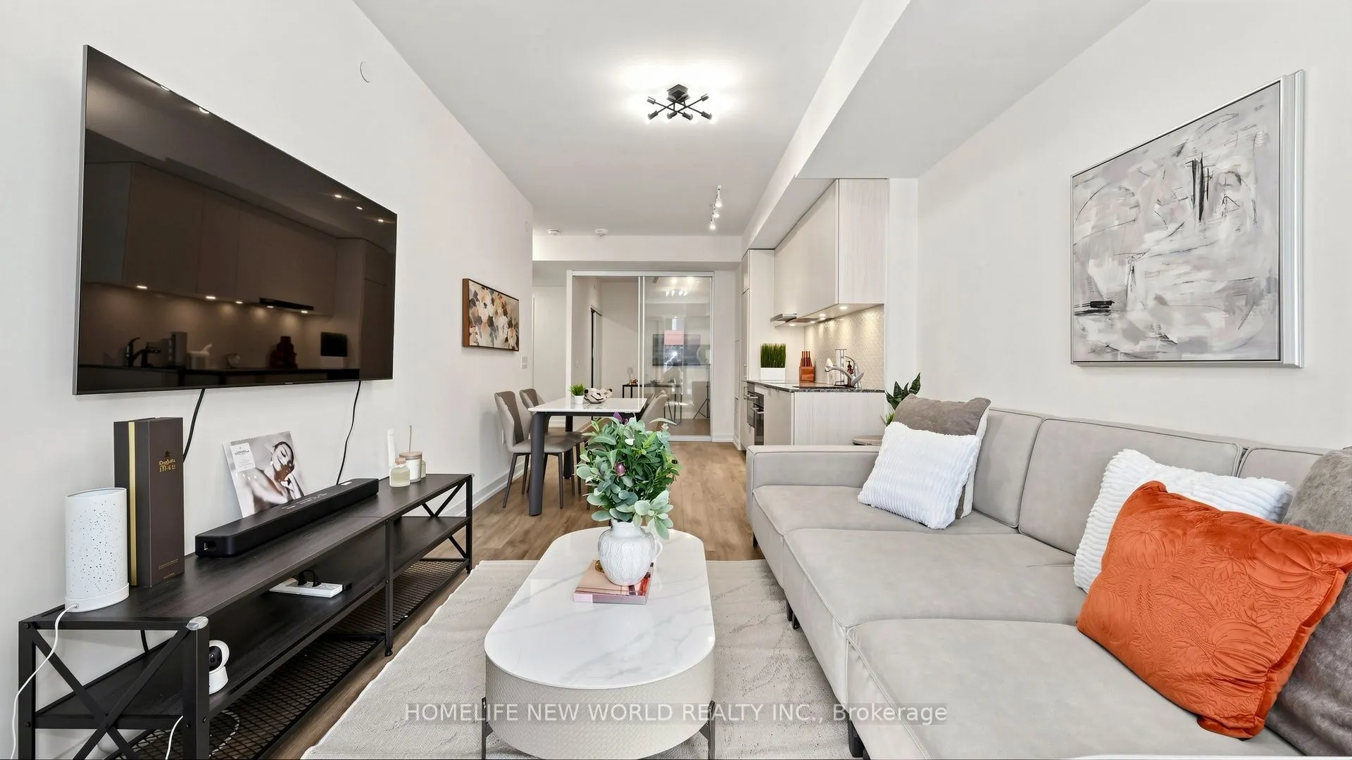 158 Front Street E #813