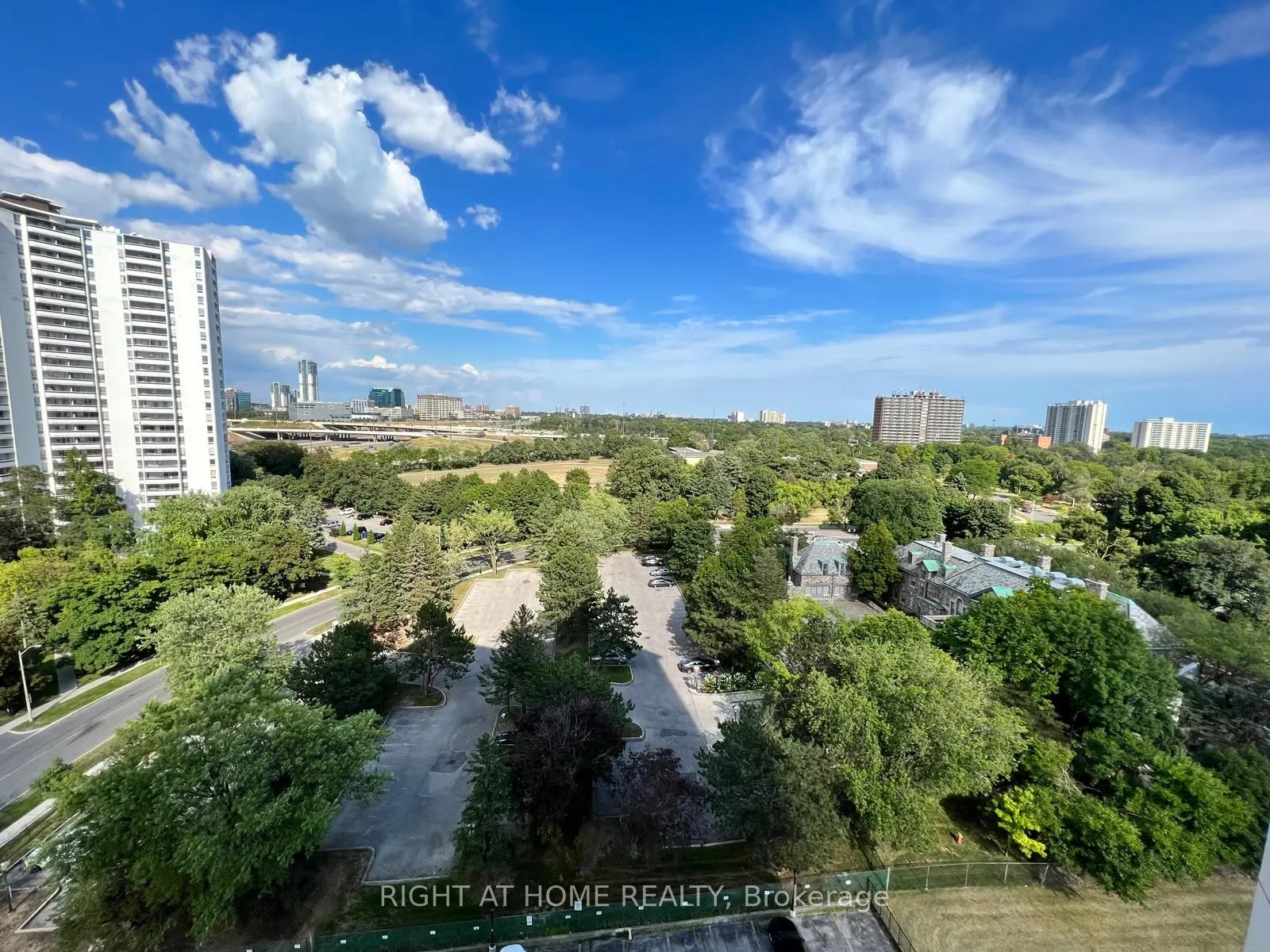 75 Graydon Hall Drive #1608