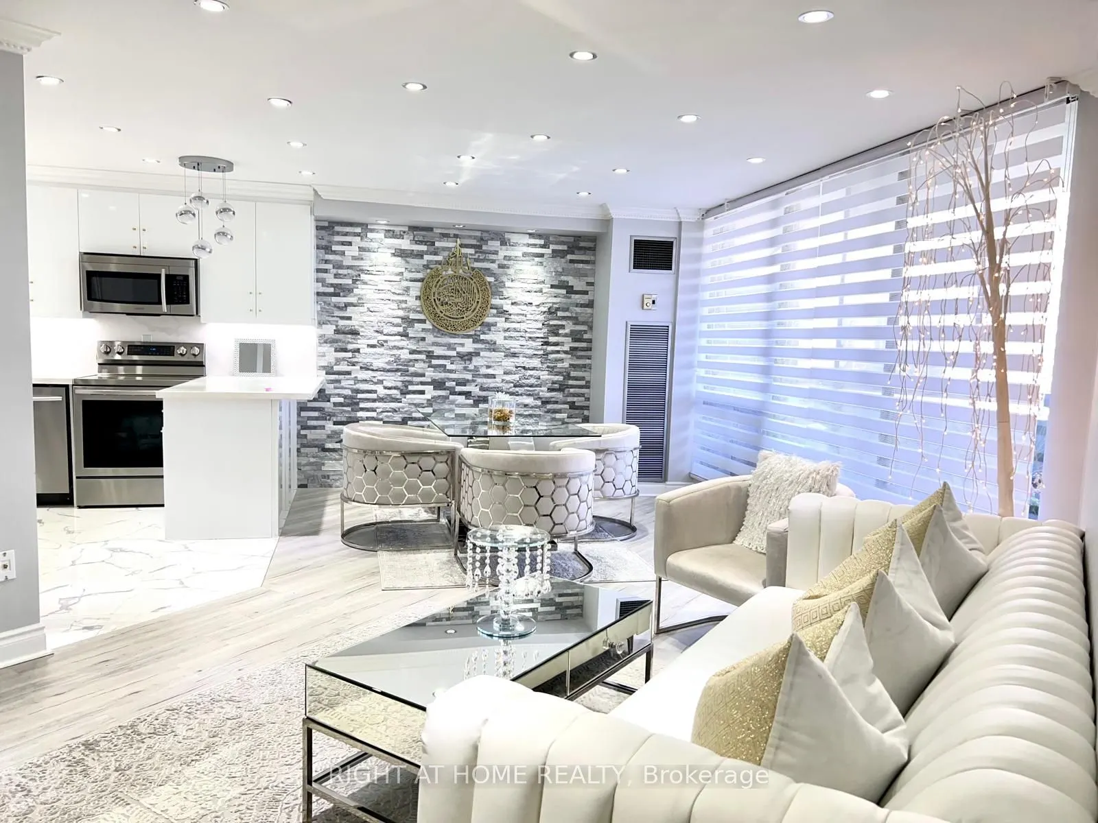 75 Graydon Hall Drive #1608