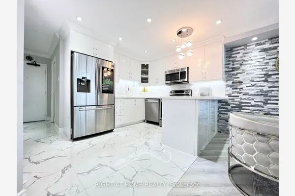 75 Graydon Hall Drive
