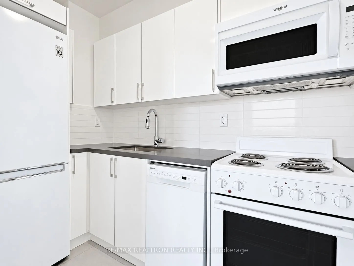 666 Spadina Avenue #1206