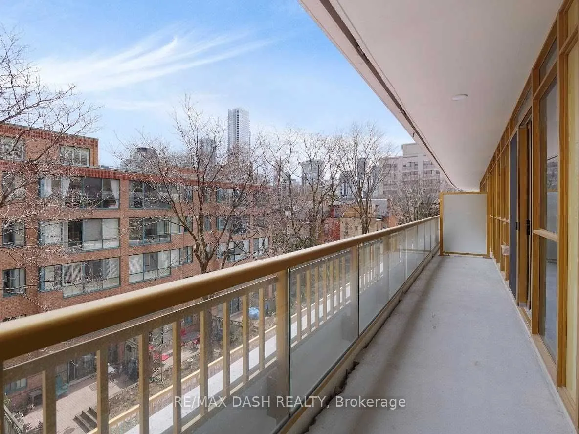 151 Avenue Road #306