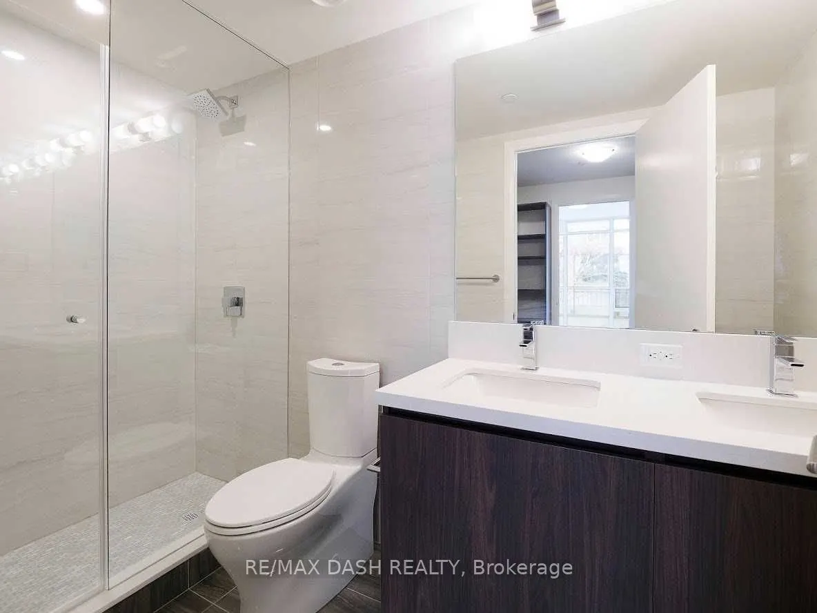 151 Avenue Road #306