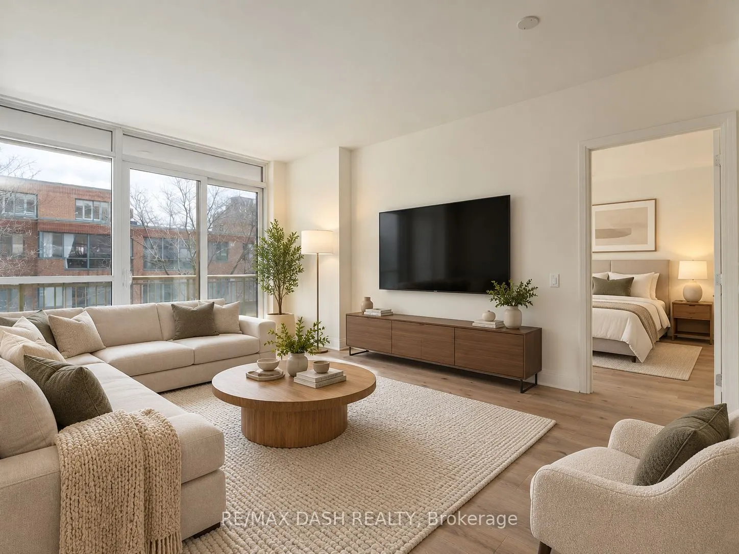 151 Avenue Road #306
